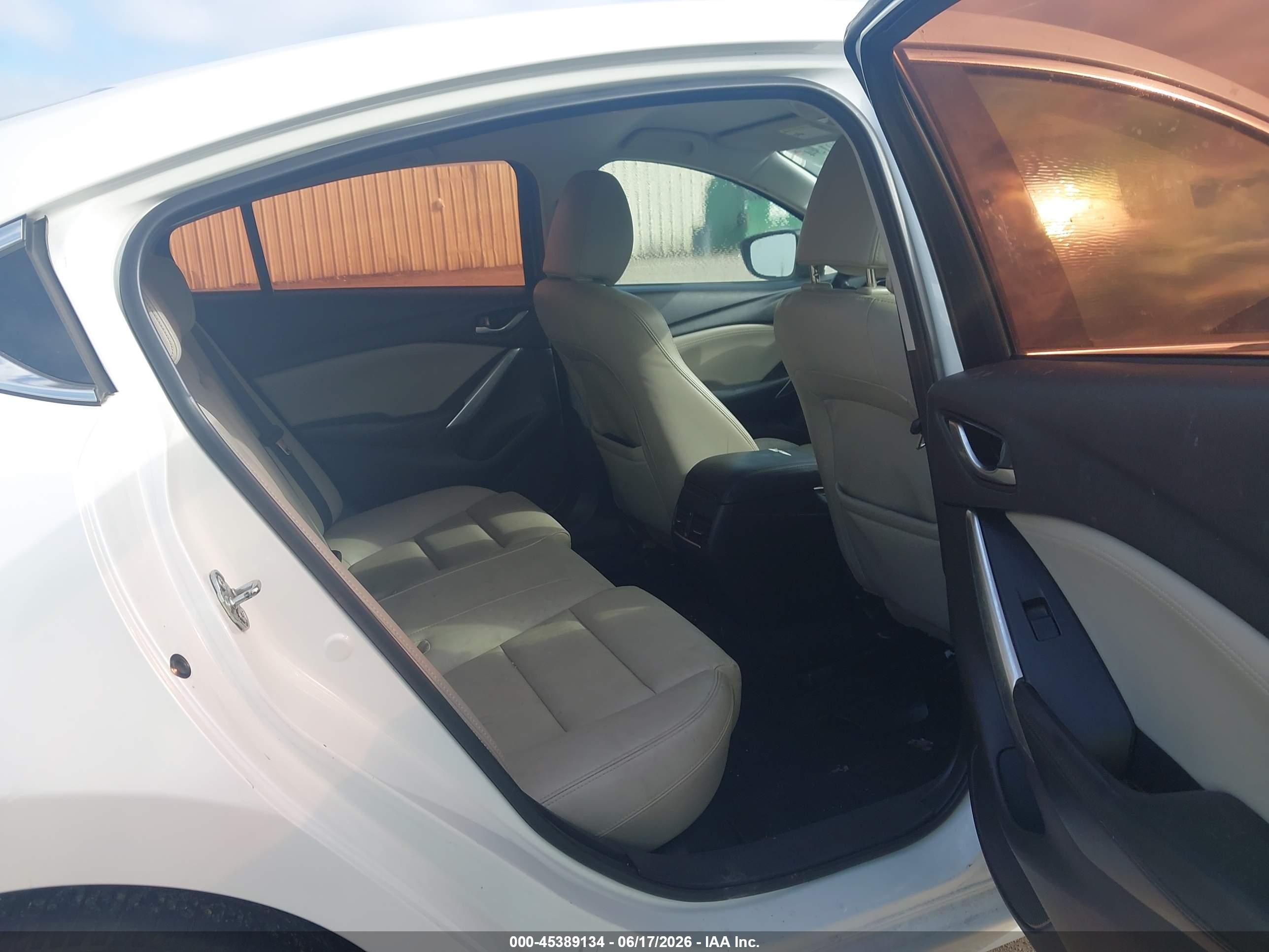 2014 Mazda Mazda6   White vin: JM1GJ1V67E1136500