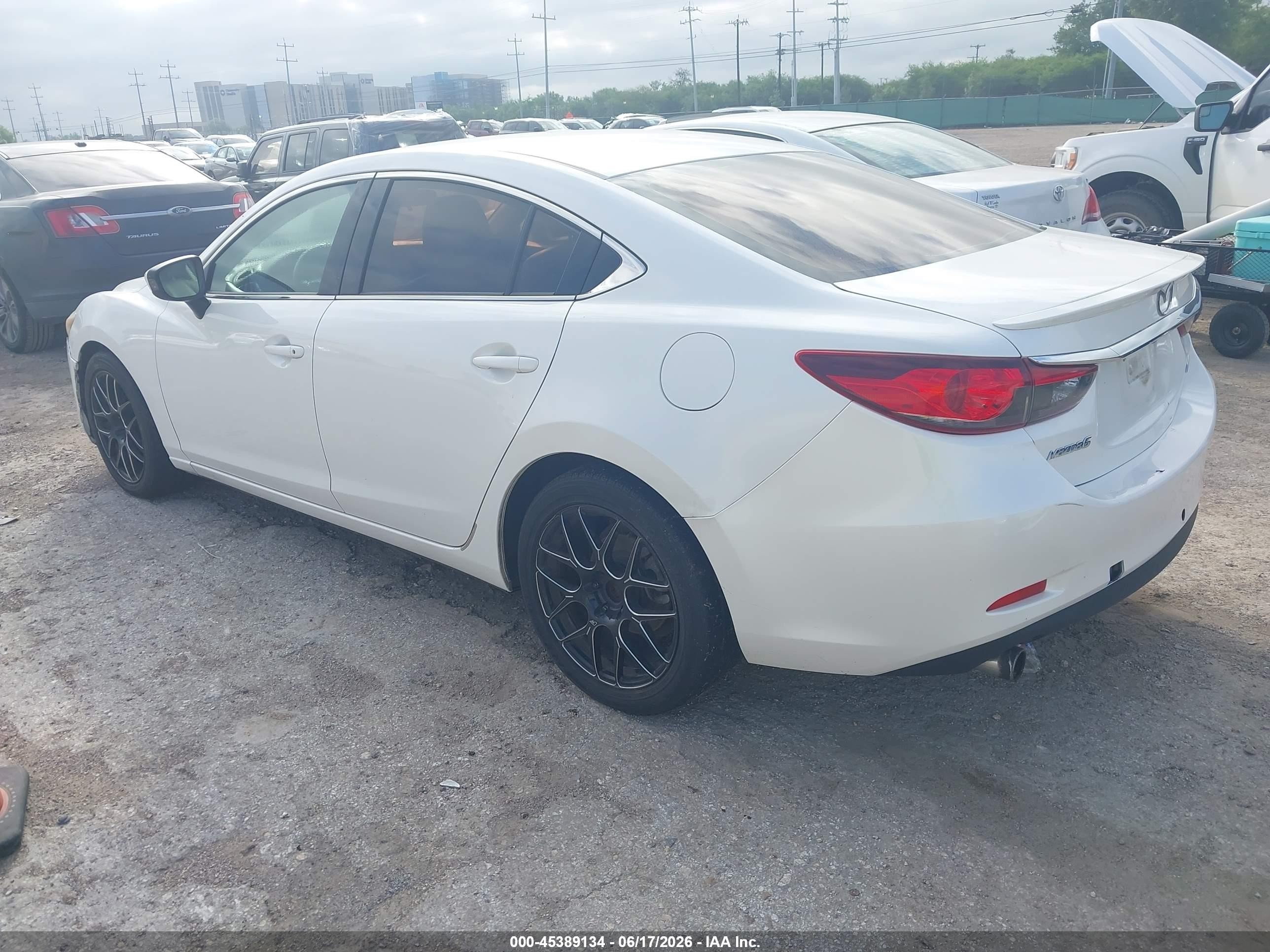 2014 Mazda Mazda6   White vin: JM1GJ1V67E1136500