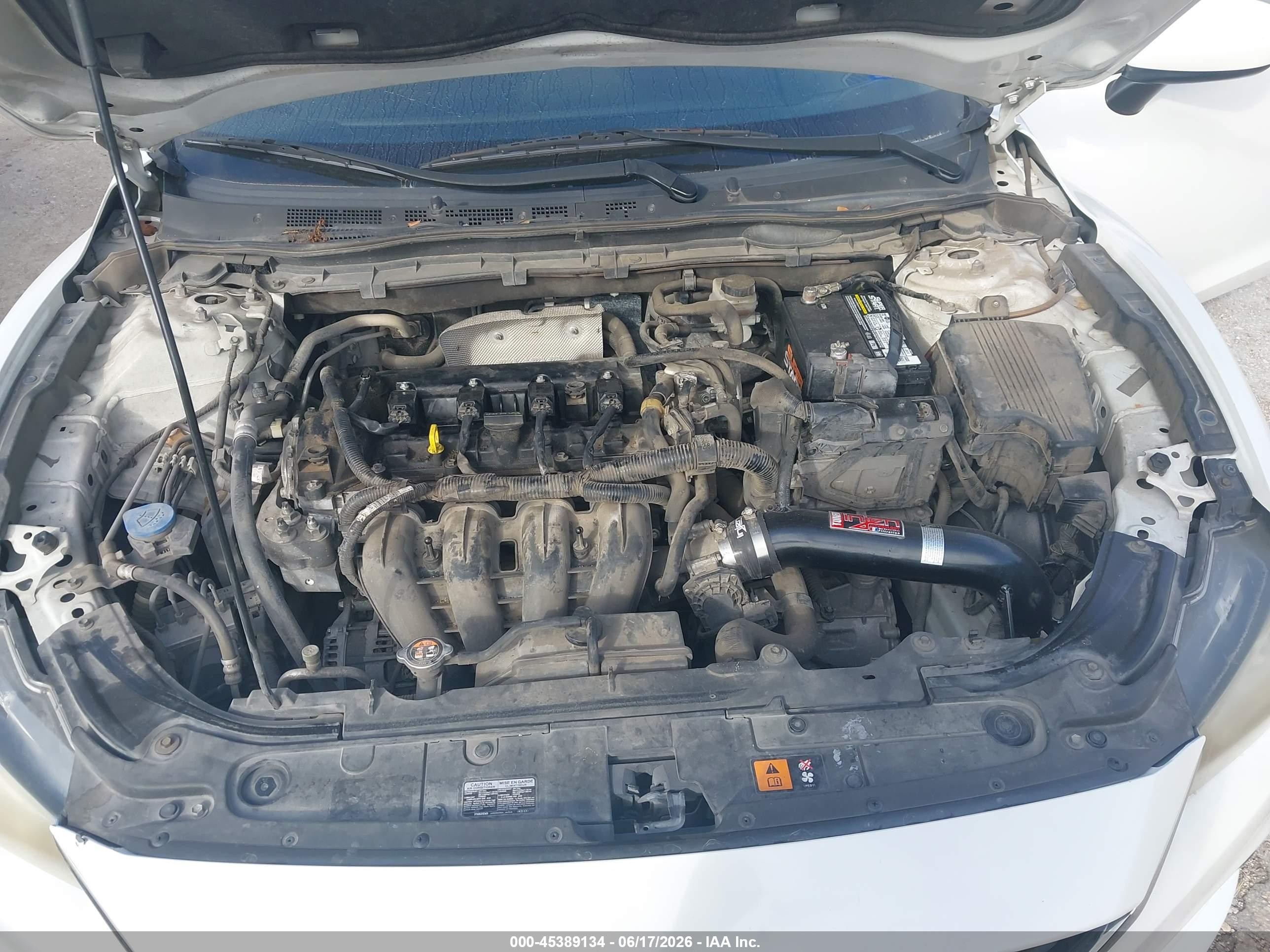 2014 Mazda Mazda6   White vin: JM1GJ1V67E1136500