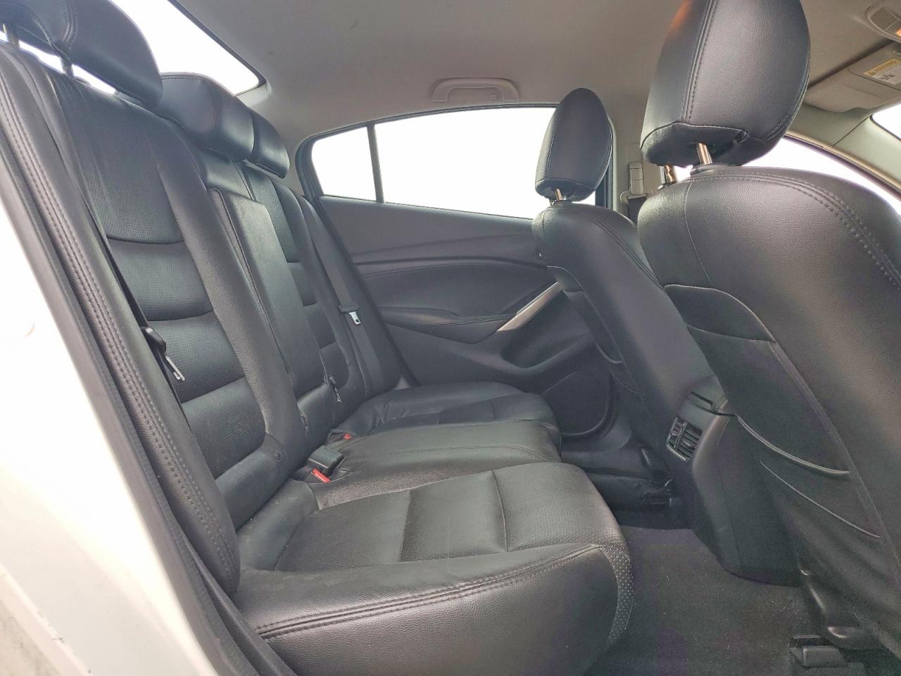 2014 Mazda 6 Touring White vin: JM1GJ1V67E1149697