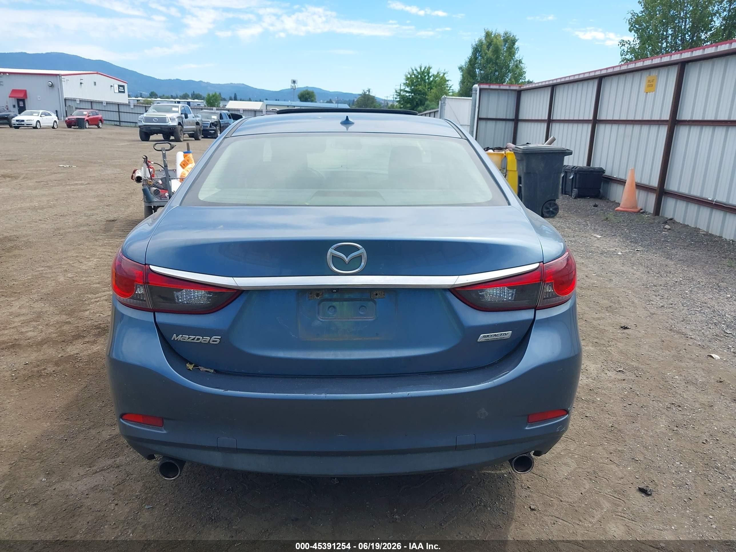 2015 Mazda Mazda6 I Touring Blue vin: JM1GJ1V67F1174925