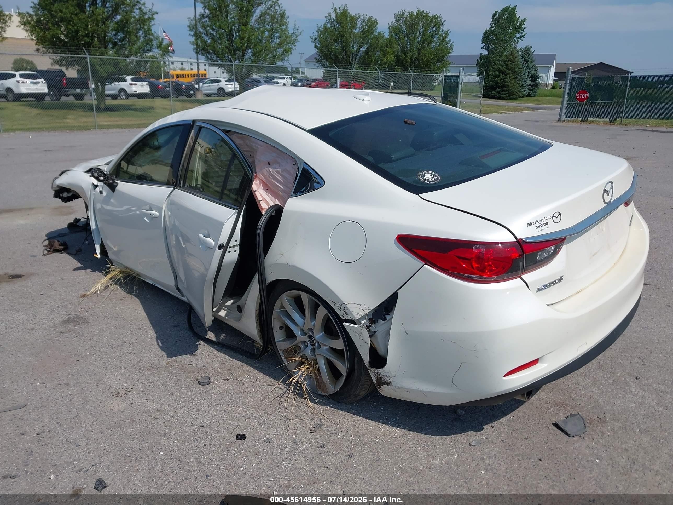 2015 Mazda Mazda6 I Touring Белый vin: JM1GJ1V69F1163036