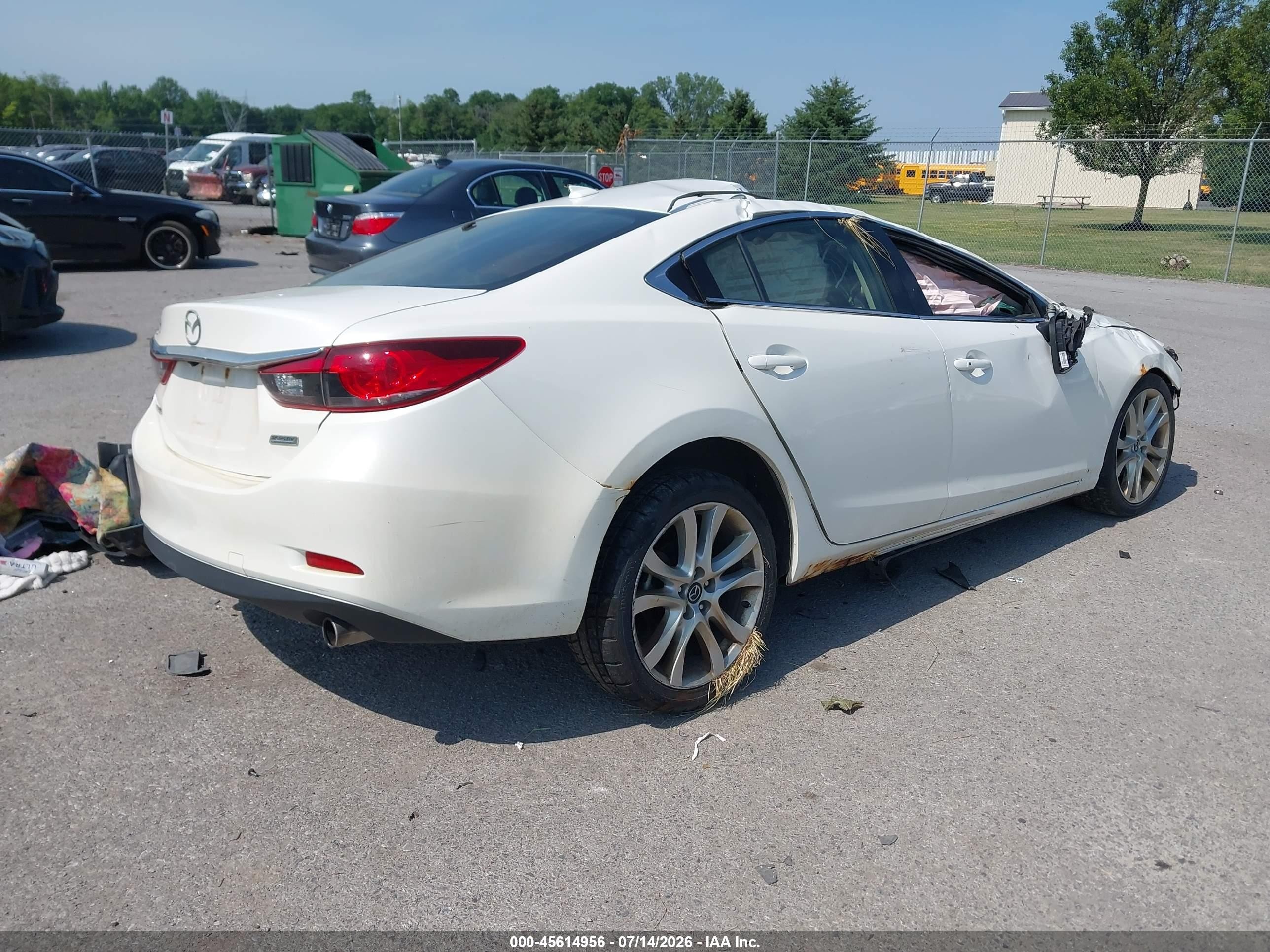 2015 Mazda Mazda6 I Touring Белый vin: JM1GJ1V69F1163036