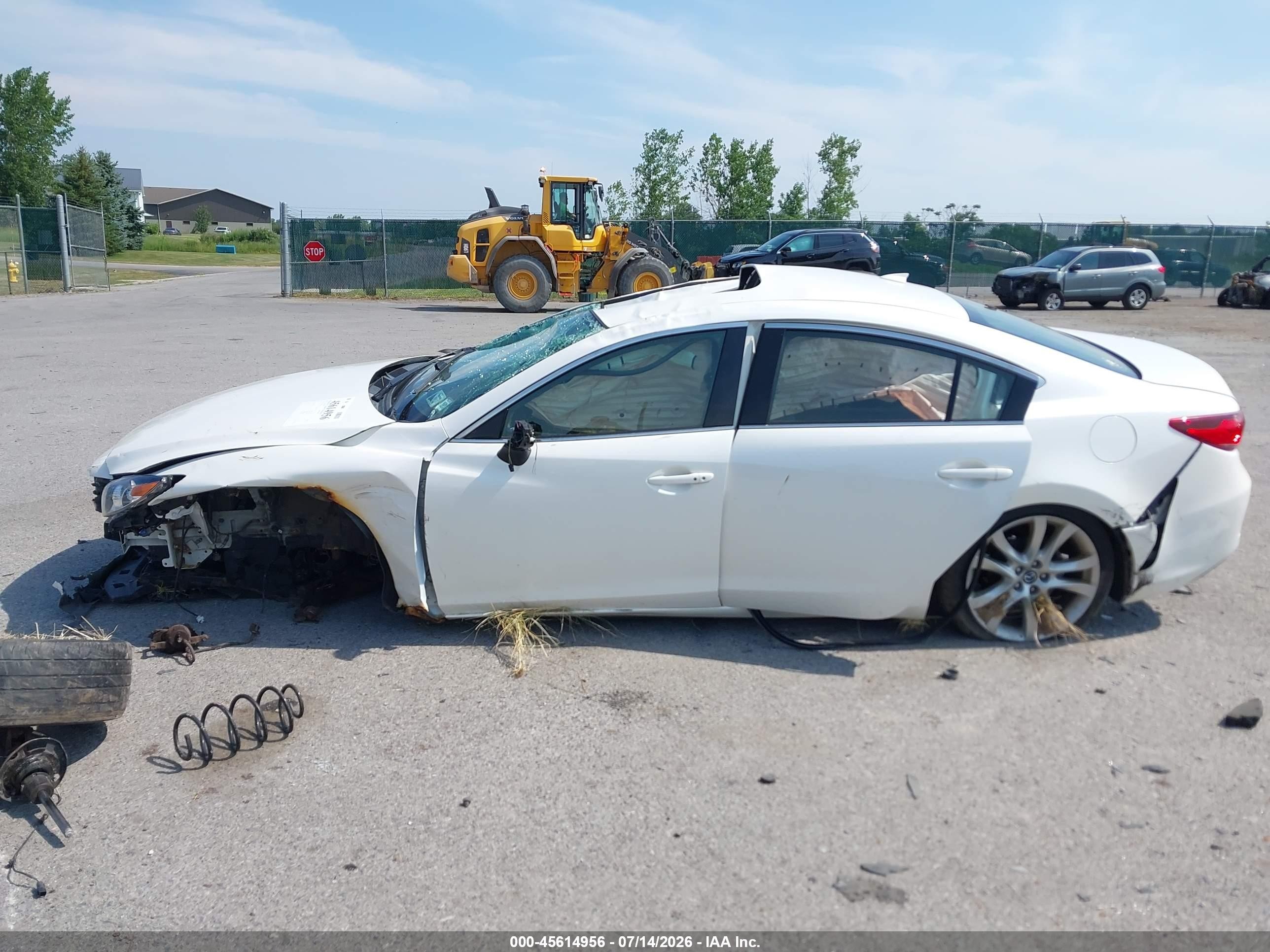 2015 Mazda Mazda6 I Touring Белый vin: JM1GJ1V69F1163036
