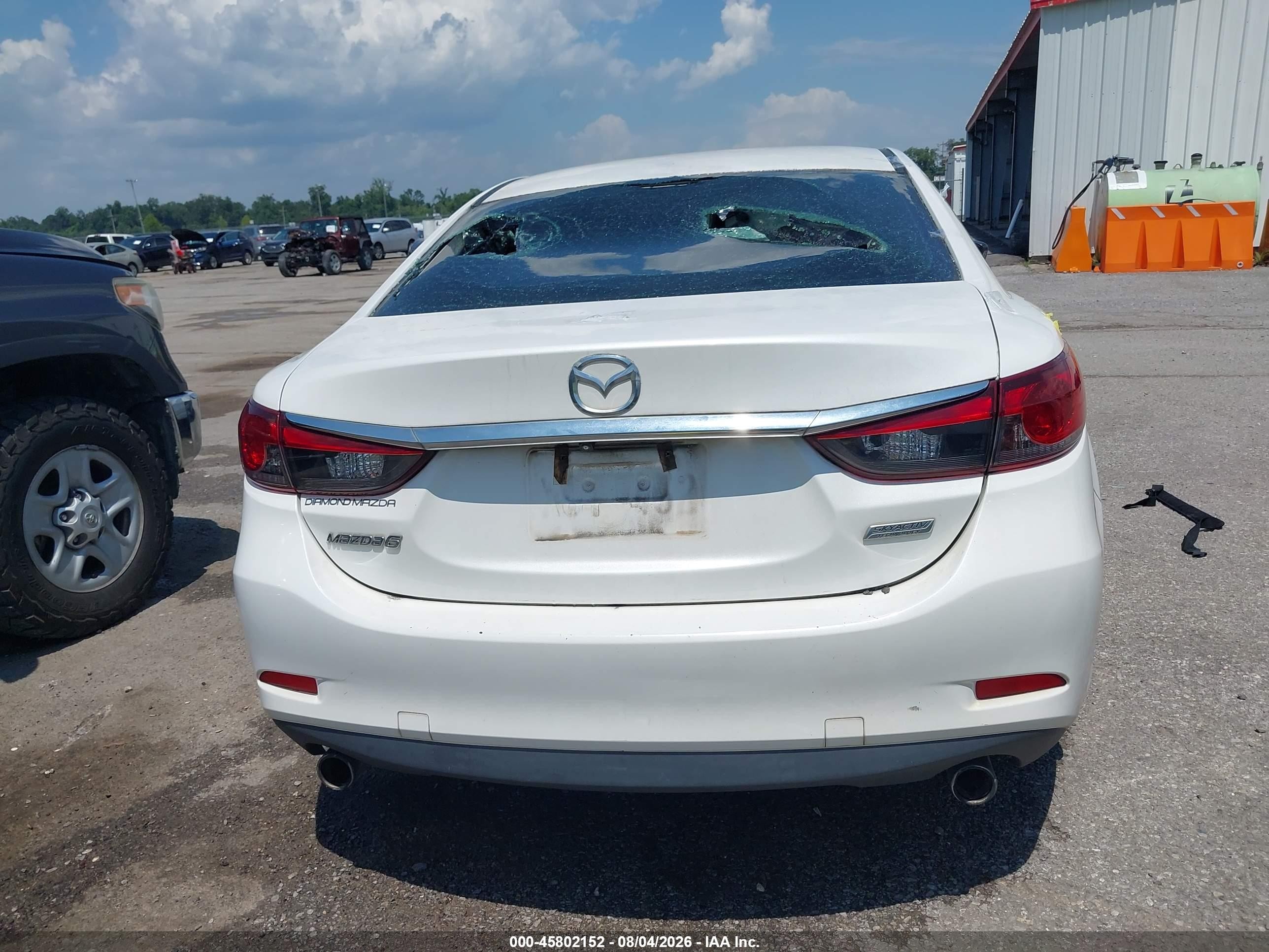 2014 Mazda Mazda6 I Touring White vin: JM1GJ1V6XE1122977