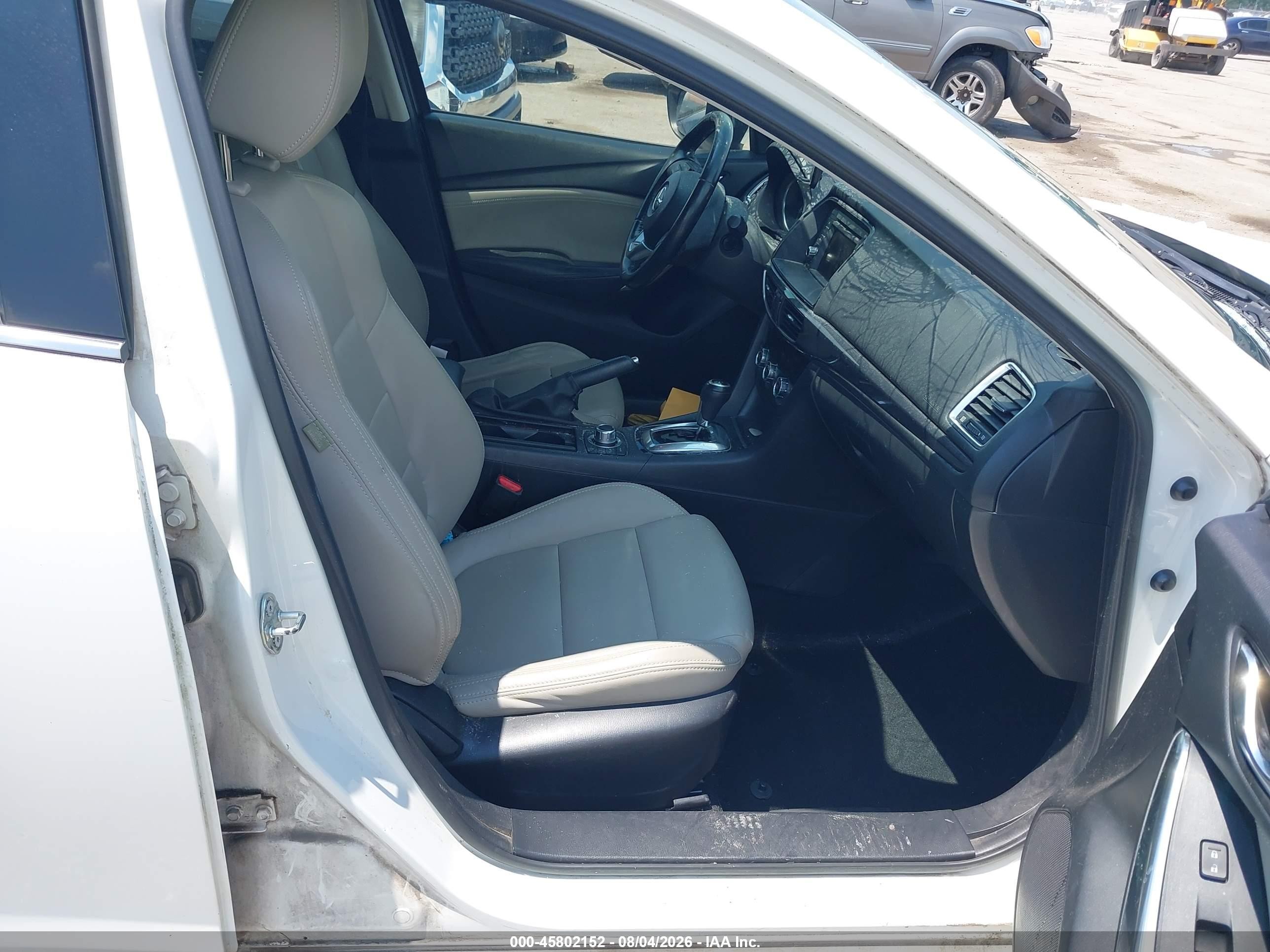 2014 Mazda Mazda6 I Touring White vin: JM1GJ1V6XE1122977