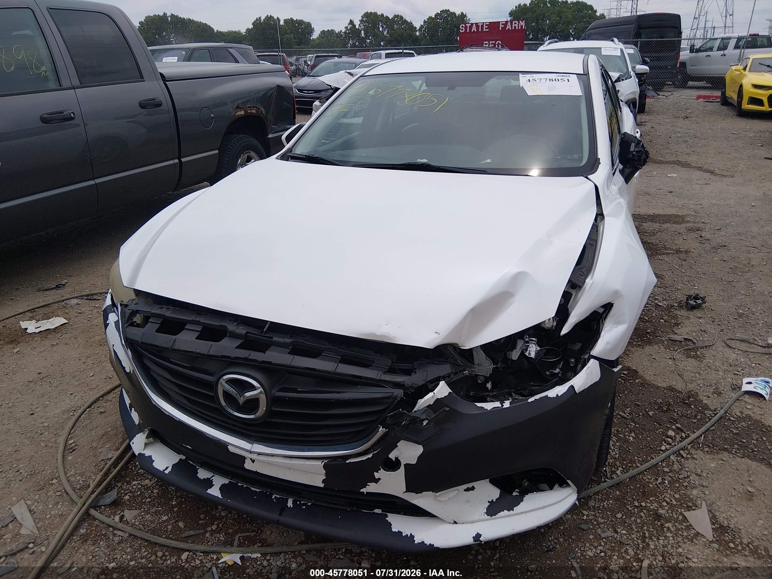 2014 Mazda Mazda6 I Touring White vin: JM1GJ1V6XE1126348