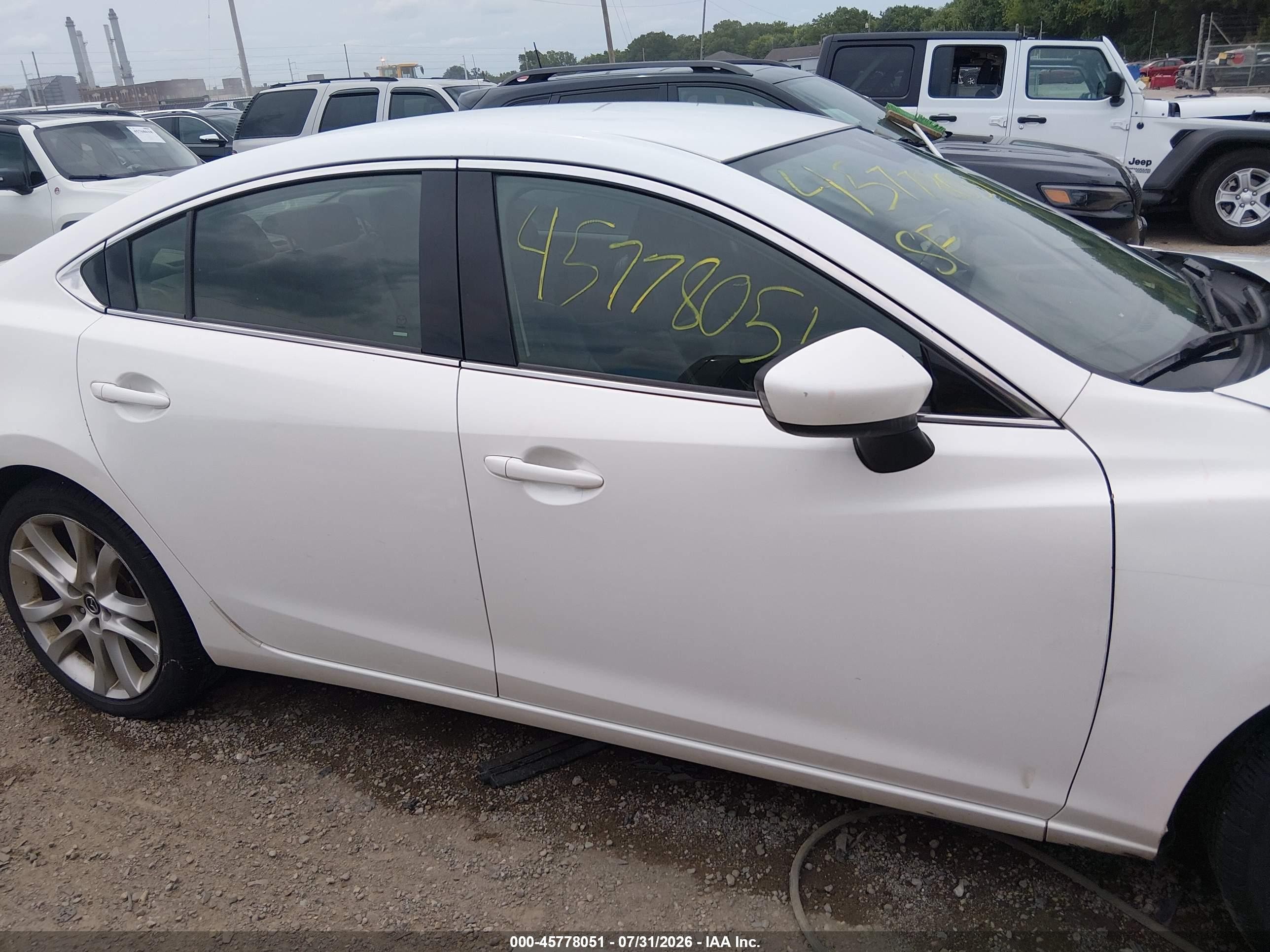 2014 Mazda Mazda6 I Touring White vin: JM1GJ1V6XE1126348