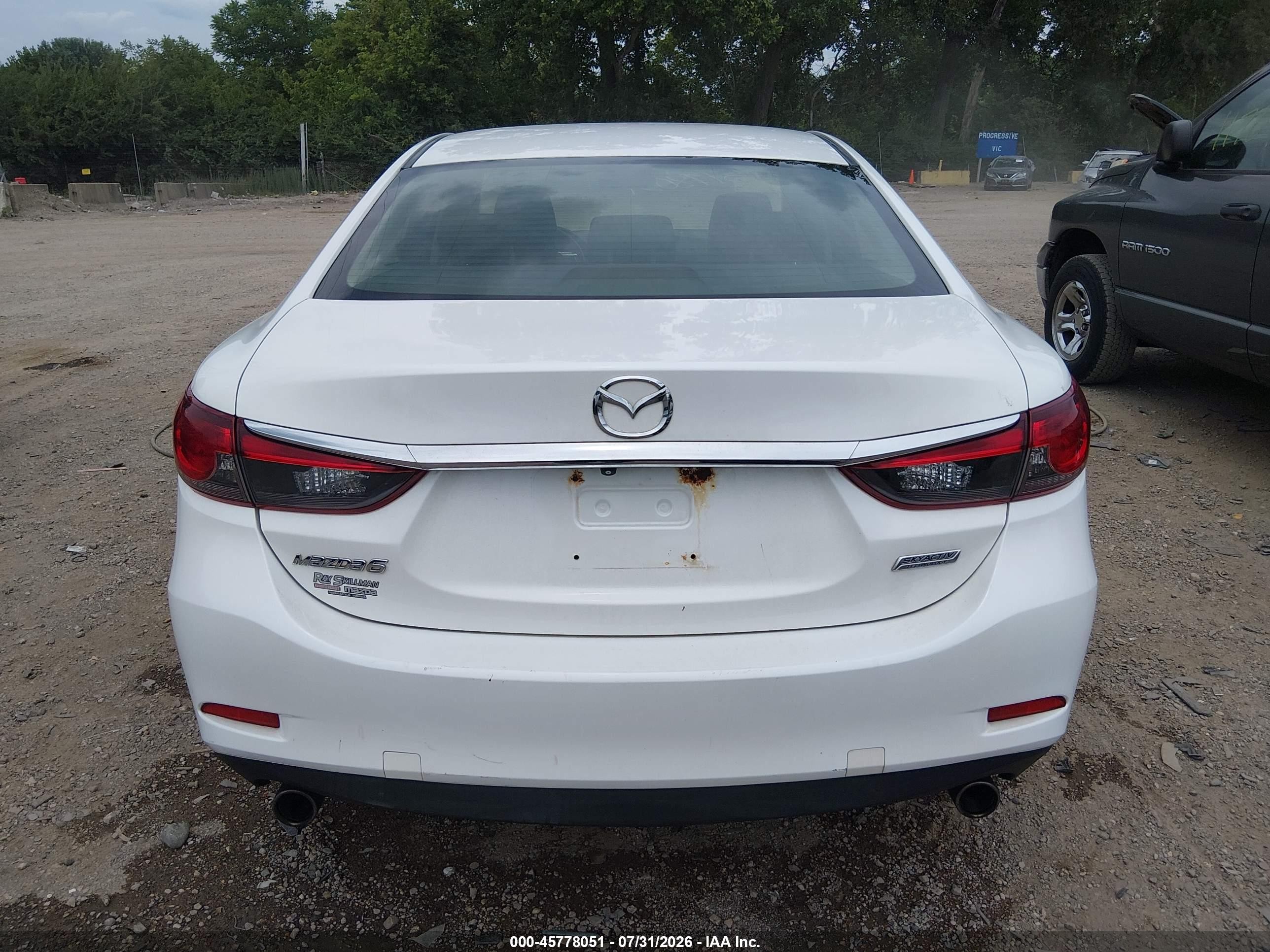 2014 Mazda Mazda6 I Touring White vin: JM1GJ1V6XE1126348