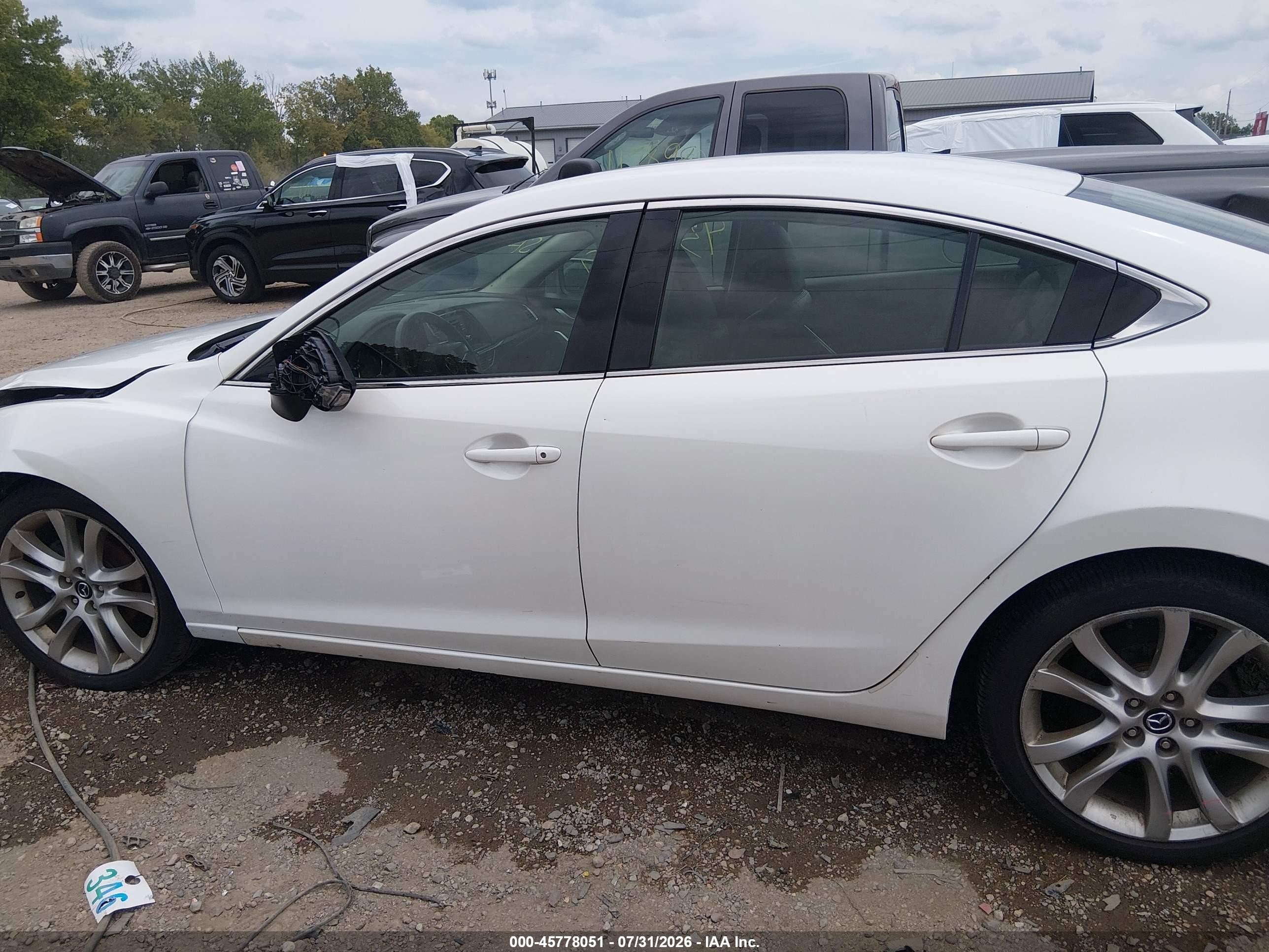 2014 Mazda Mazda6 I Touring White vin: JM1GJ1V6XE1126348