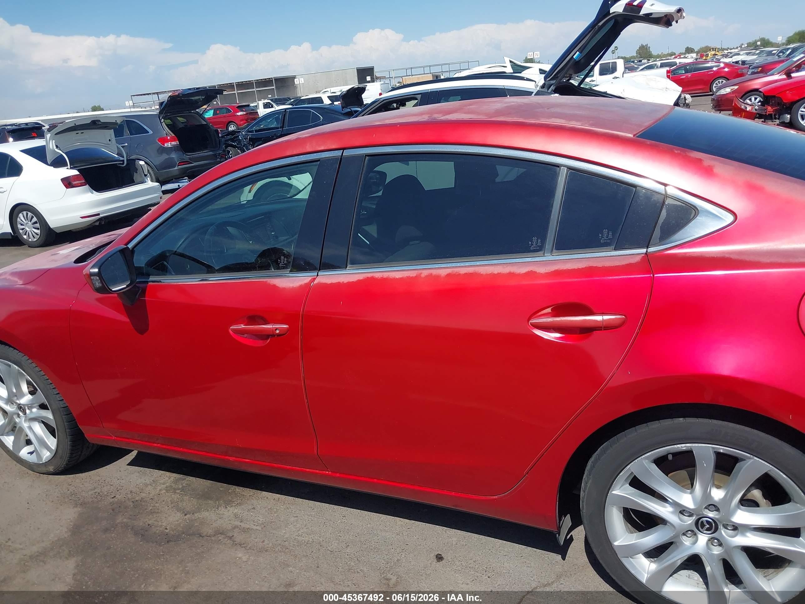 2014 Mazda Mazda6 I Touring Red vin: JM1GJ1V6XE1153517