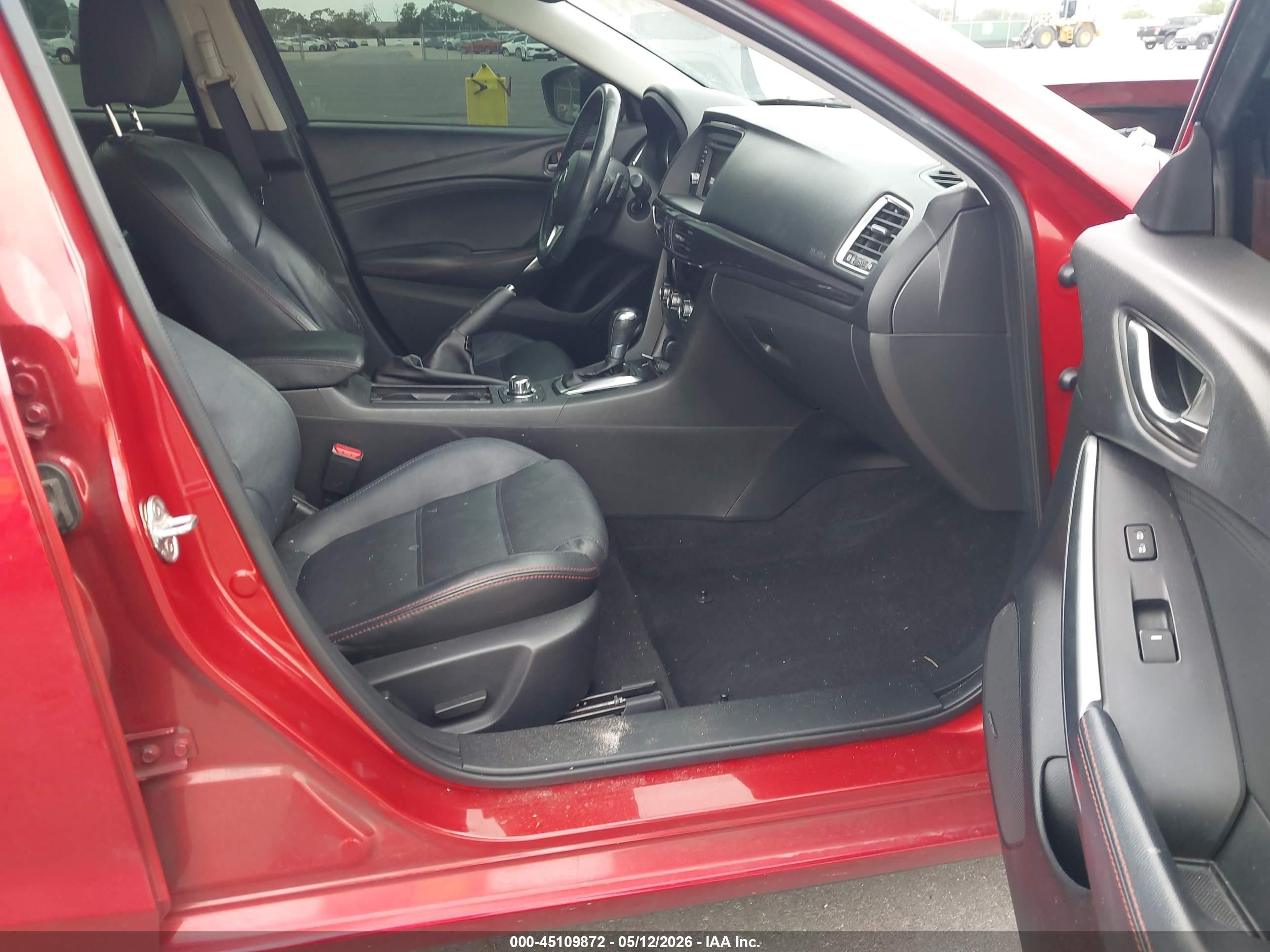 2015 Mazda Mazda6 I Grand Touring Red vin: JM1GJ1W50F1218835