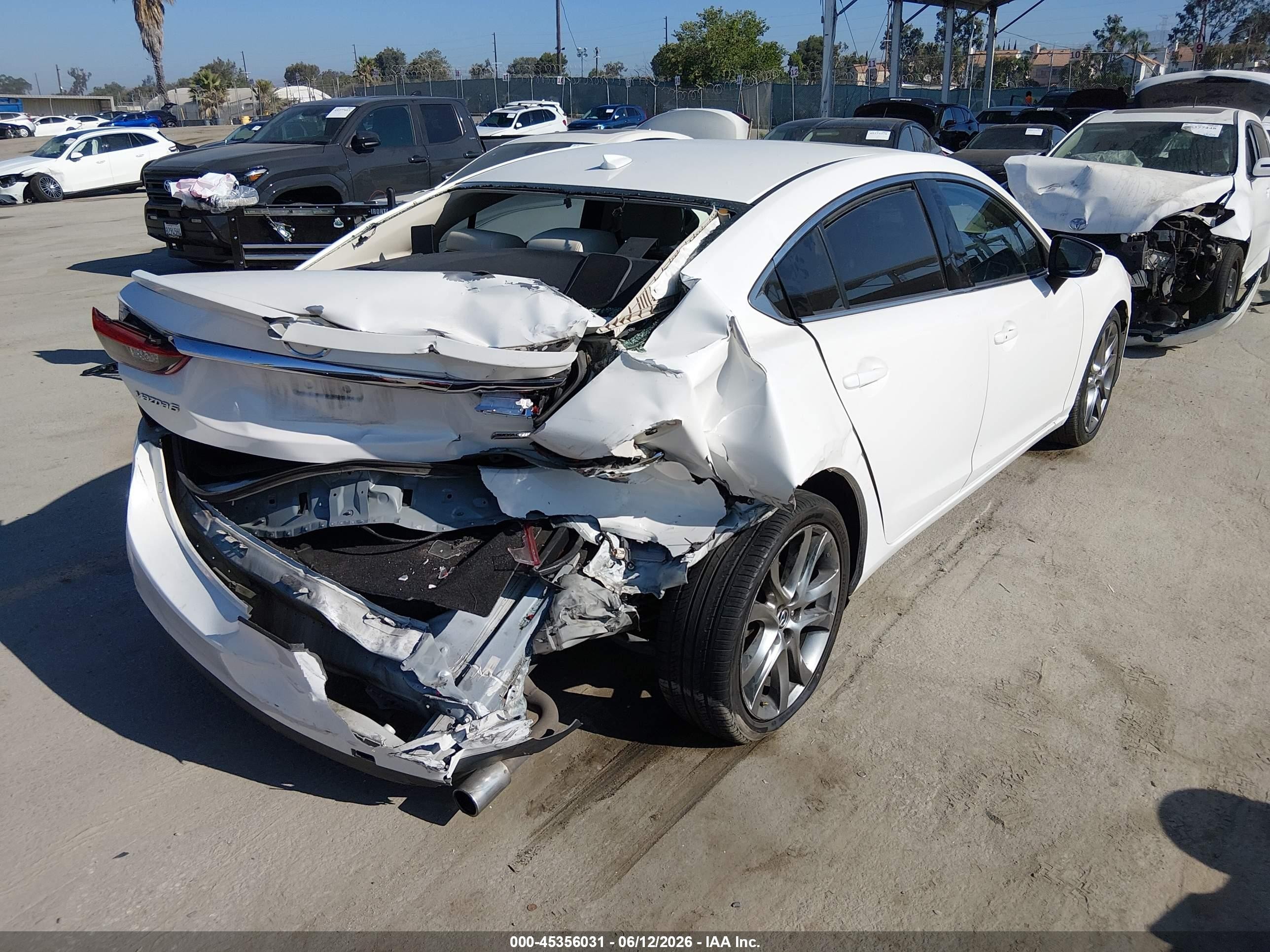 2015 Mazda Mazda6 I Grand Touring White vin: JM1GJ1W51F1203048