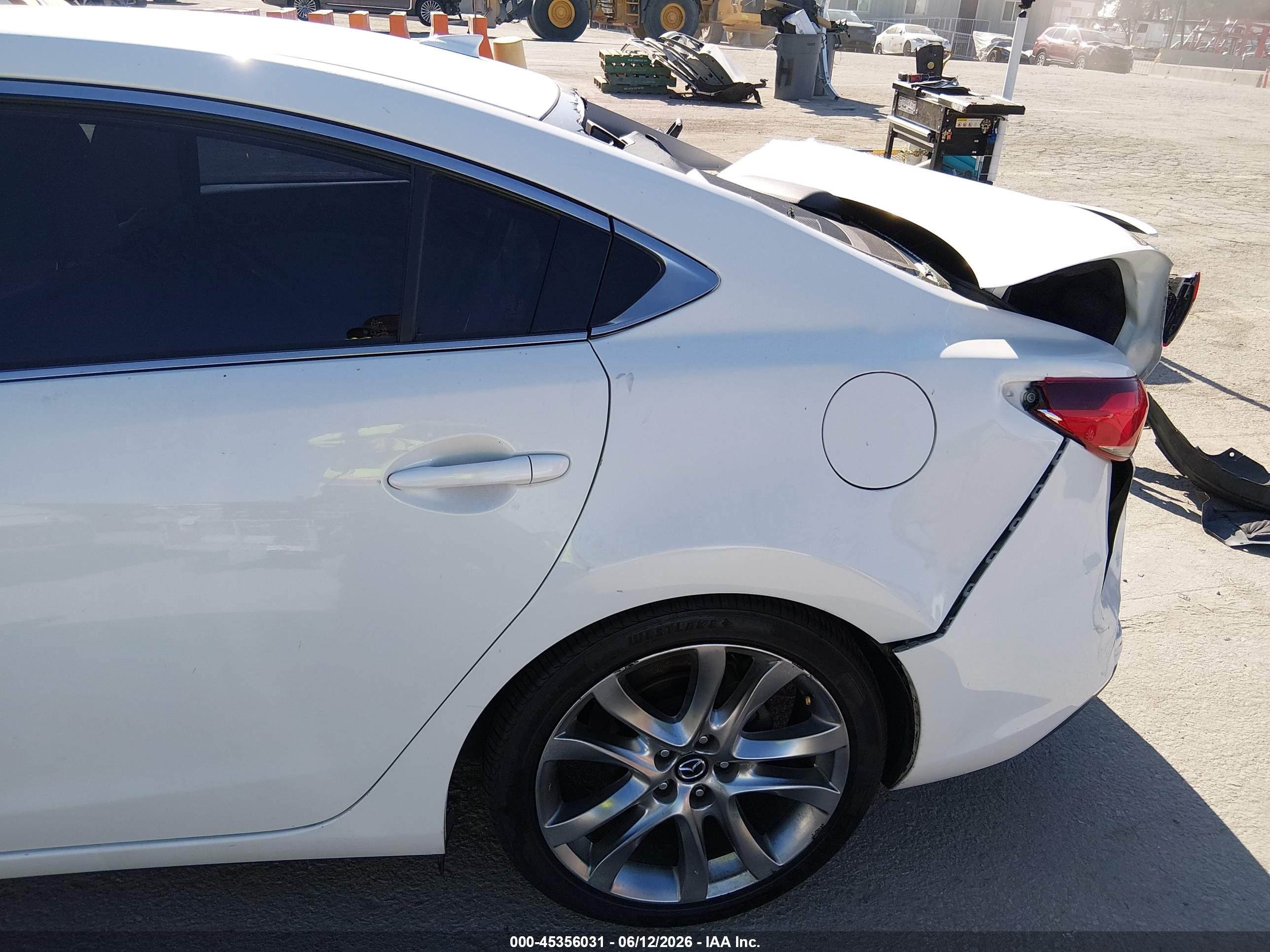 2015 Mazda Mazda6 I Grand Touring White vin: JM1GJ1W51F1203048