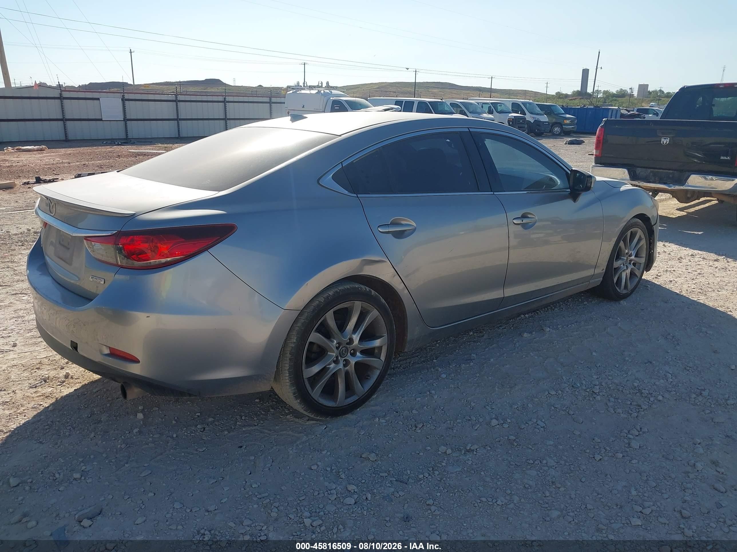 2014 Mazda Mazda6 I Grand Touring Silver vin: JM1GJ1W52E1102003