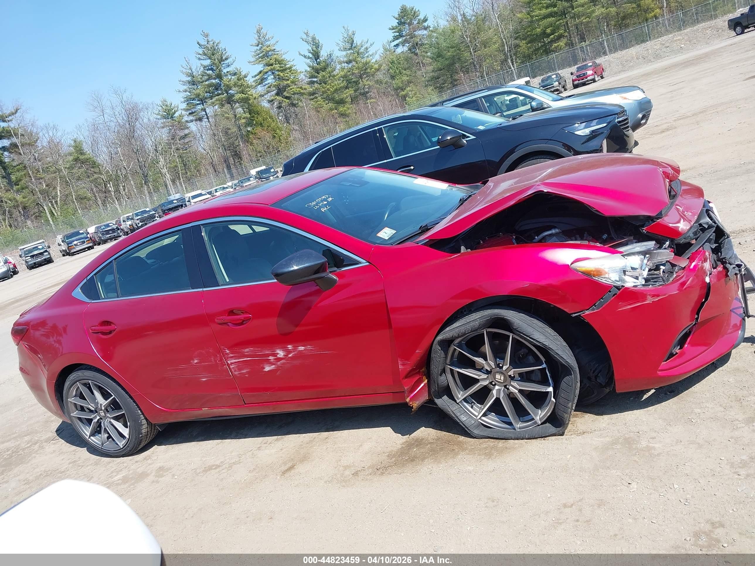 2014 Mazda Mazda6 I Grand Touring Red vin: JM1GJ1W54E1103010