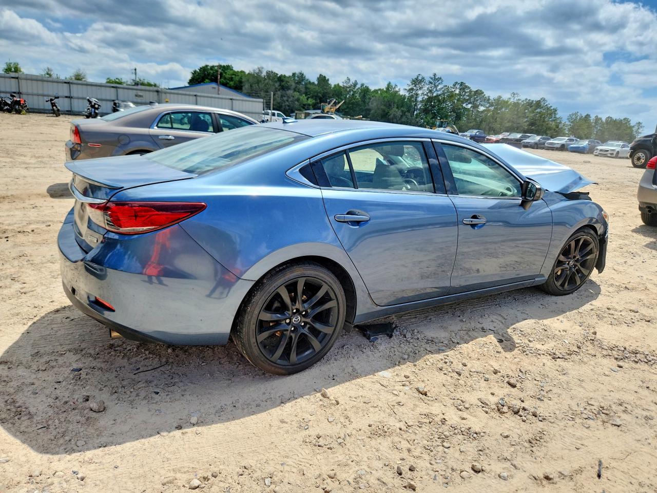 2015 Mazda 6 Blue vin: JM1GJ1W54F1187797