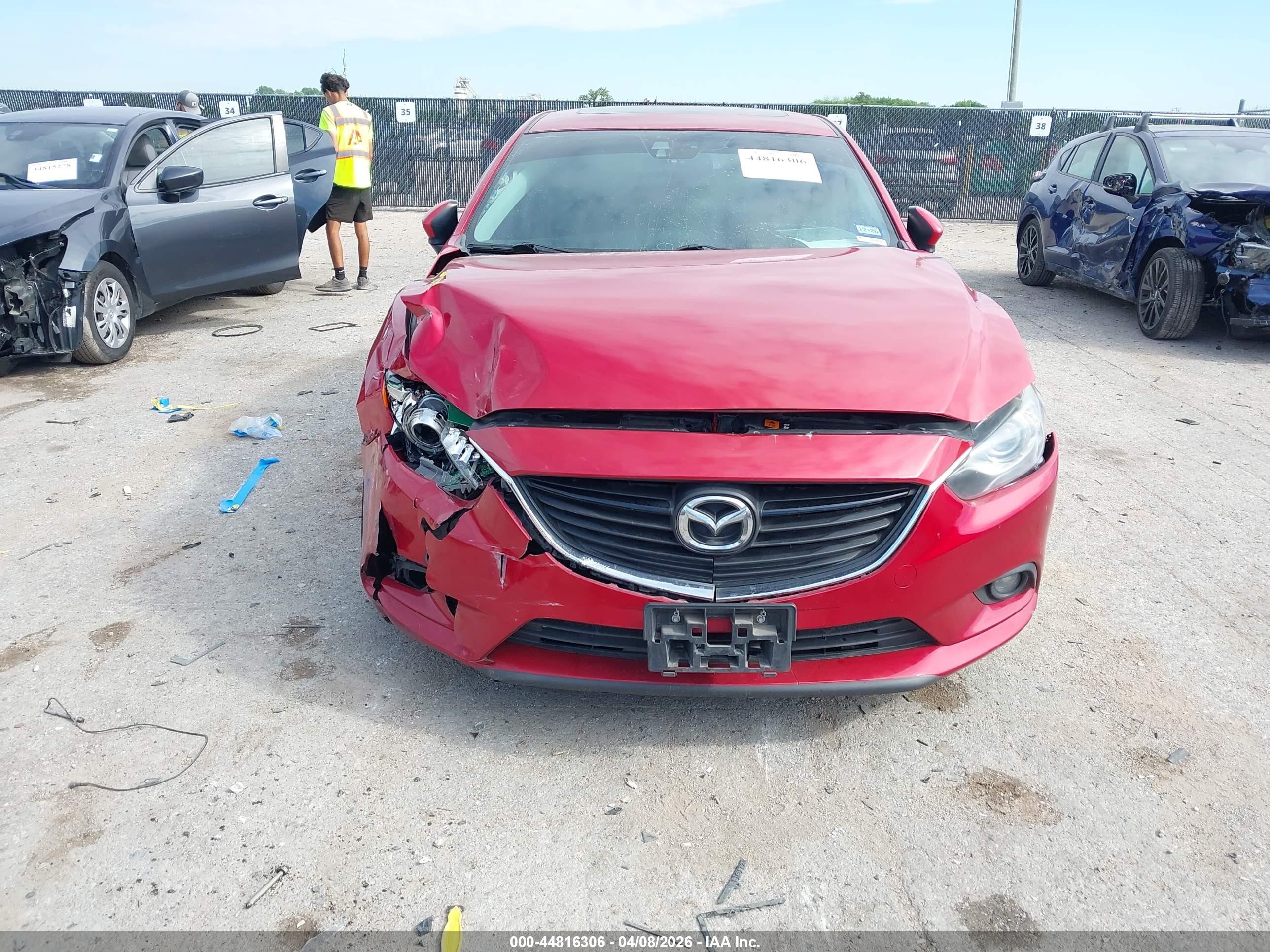 2015 Mazda Mazda6 I Grand Touring Red vin: JM1GJ1W54F1196709