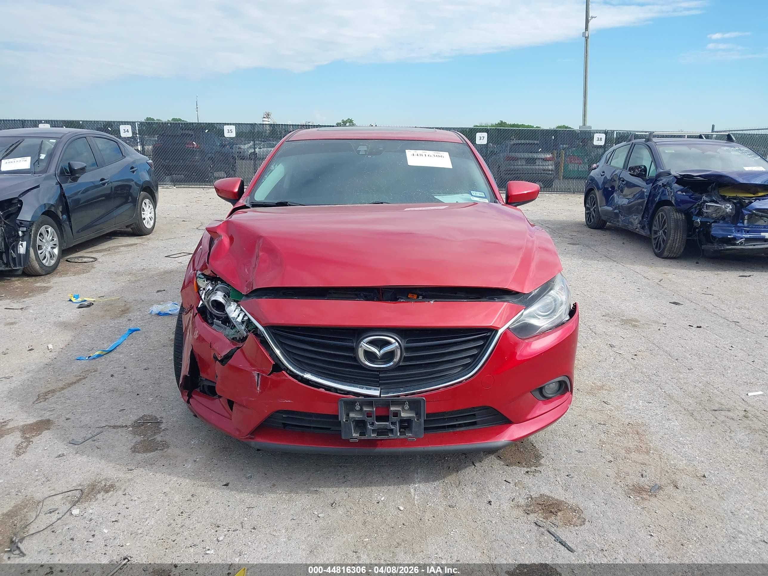 2015 Mazda Mazda6 I Grand Touring Red vin: JM1GJ1W54F1196709