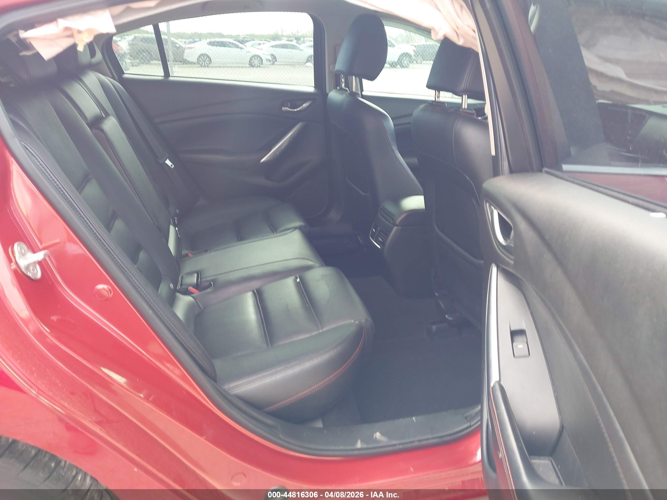 2015 Mazda Mazda6 I Grand Touring Red vin: JM1GJ1W54F1196709