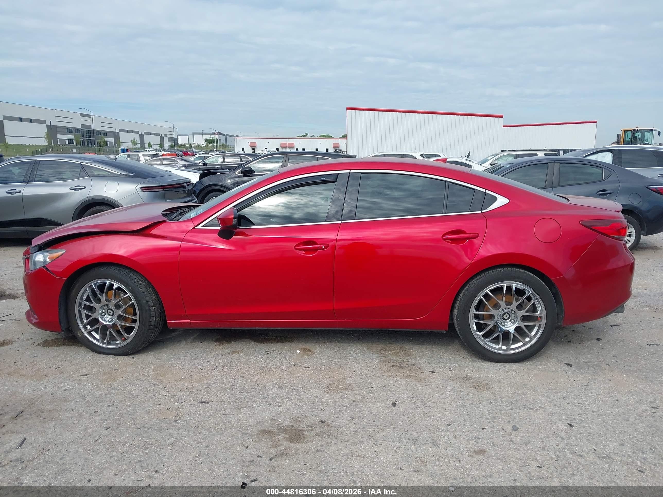 2015 Mazda Mazda6 I Grand Touring Red vin: JM1GJ1W54F1196709