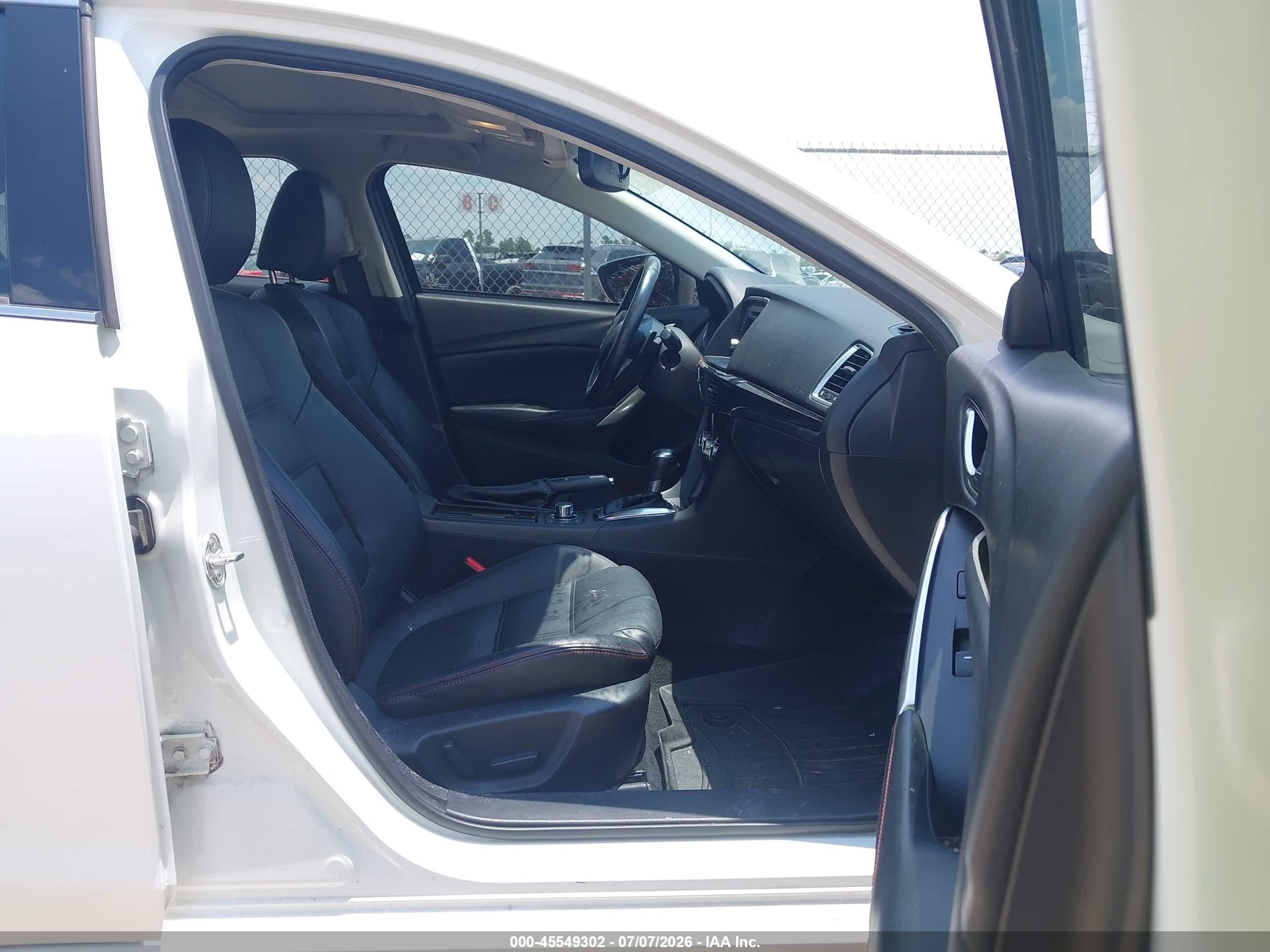2015 Mazda Mazda6 I Grand Touring White vin: JM1GJ1W55F1179613