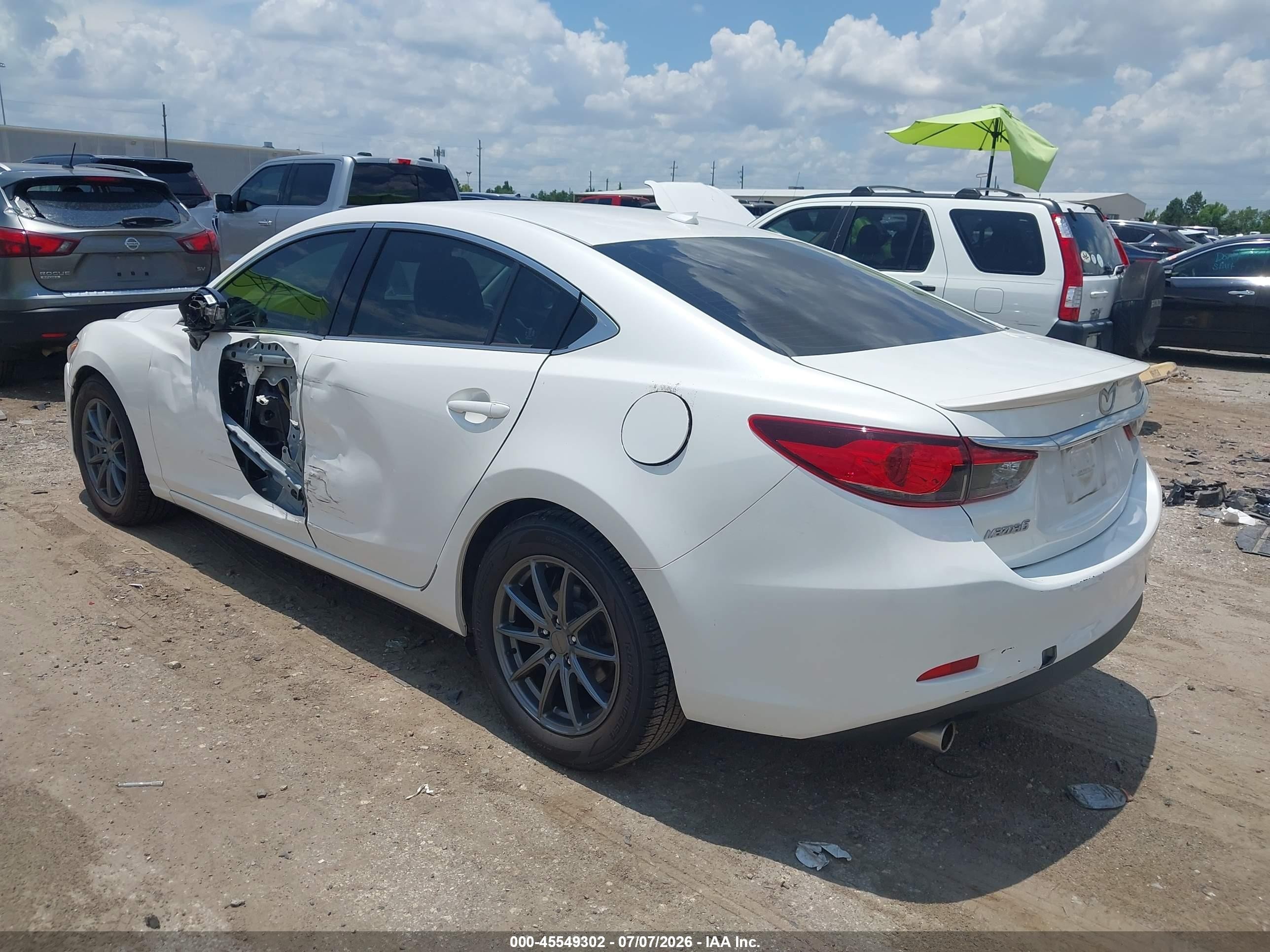 2015 Mazda Mazda6 I Grand Touring White vin: JM1GJ1W55F1179613