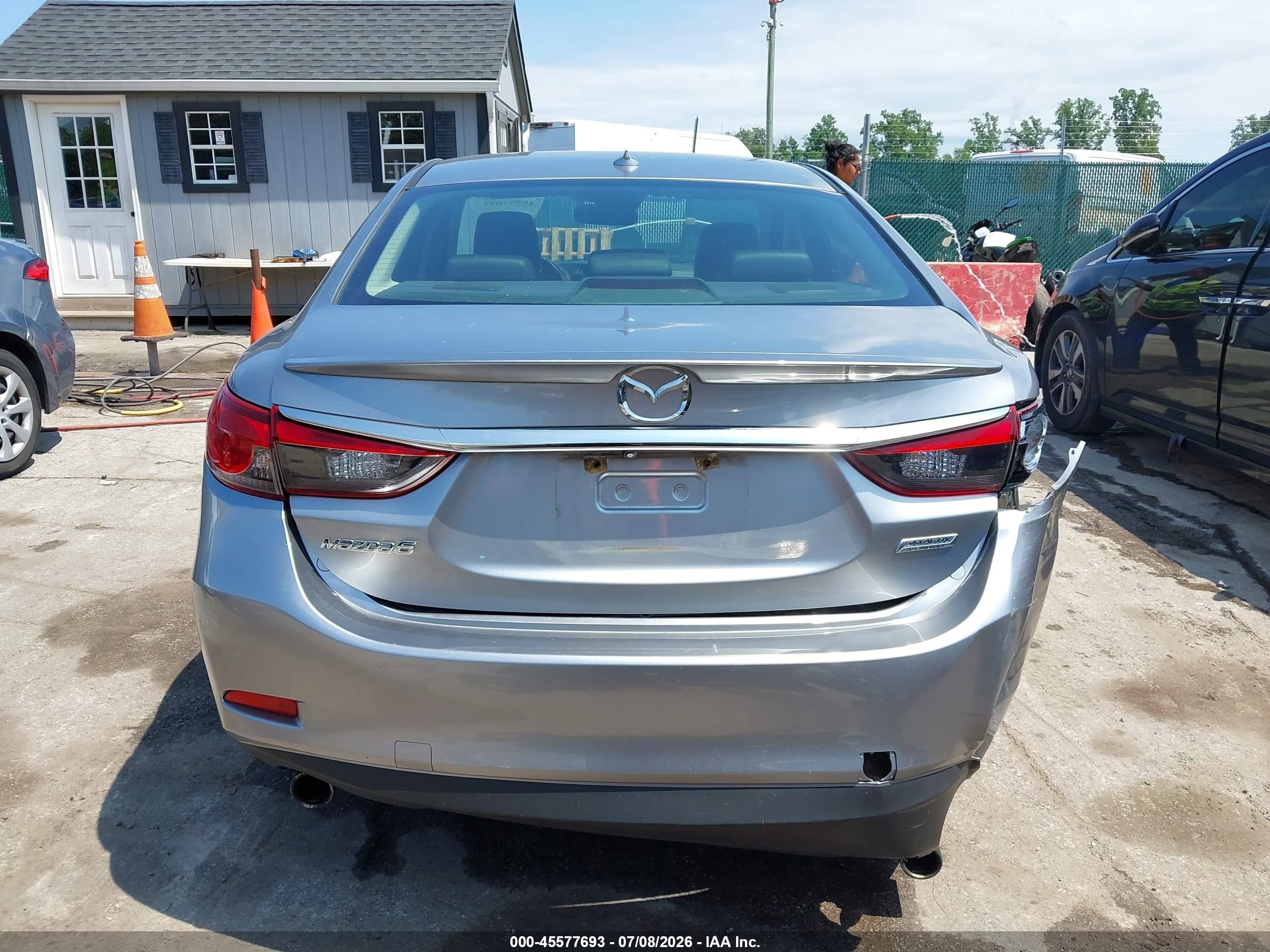 2015 Mazda Mazda6 I Grand Touring Silver vin: JM1GJ1W55F1221066