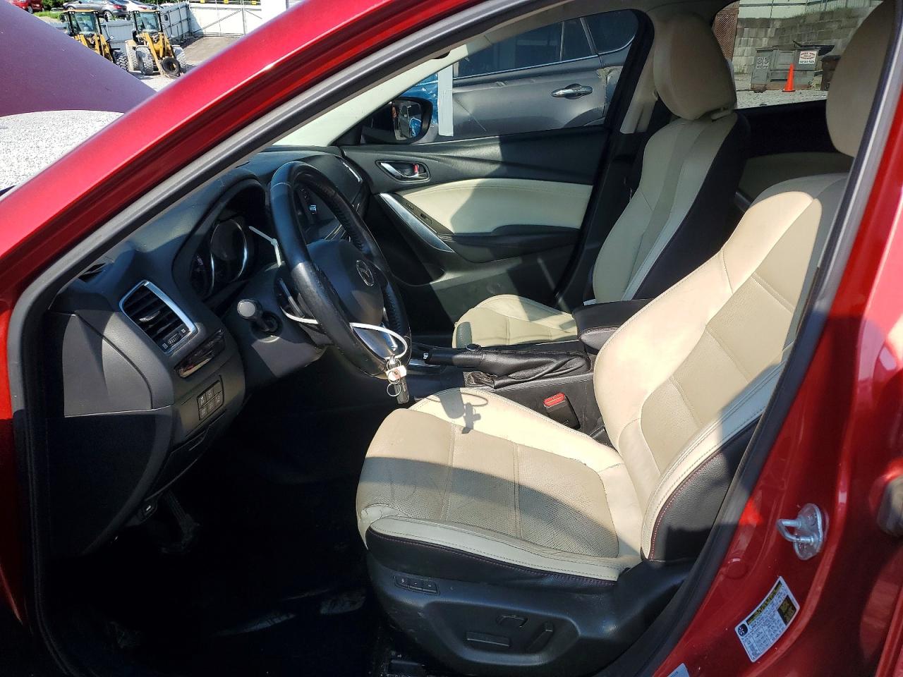 2015 Mazda 6 Grand Touring Red vin: JM1GJ1W56F1215597