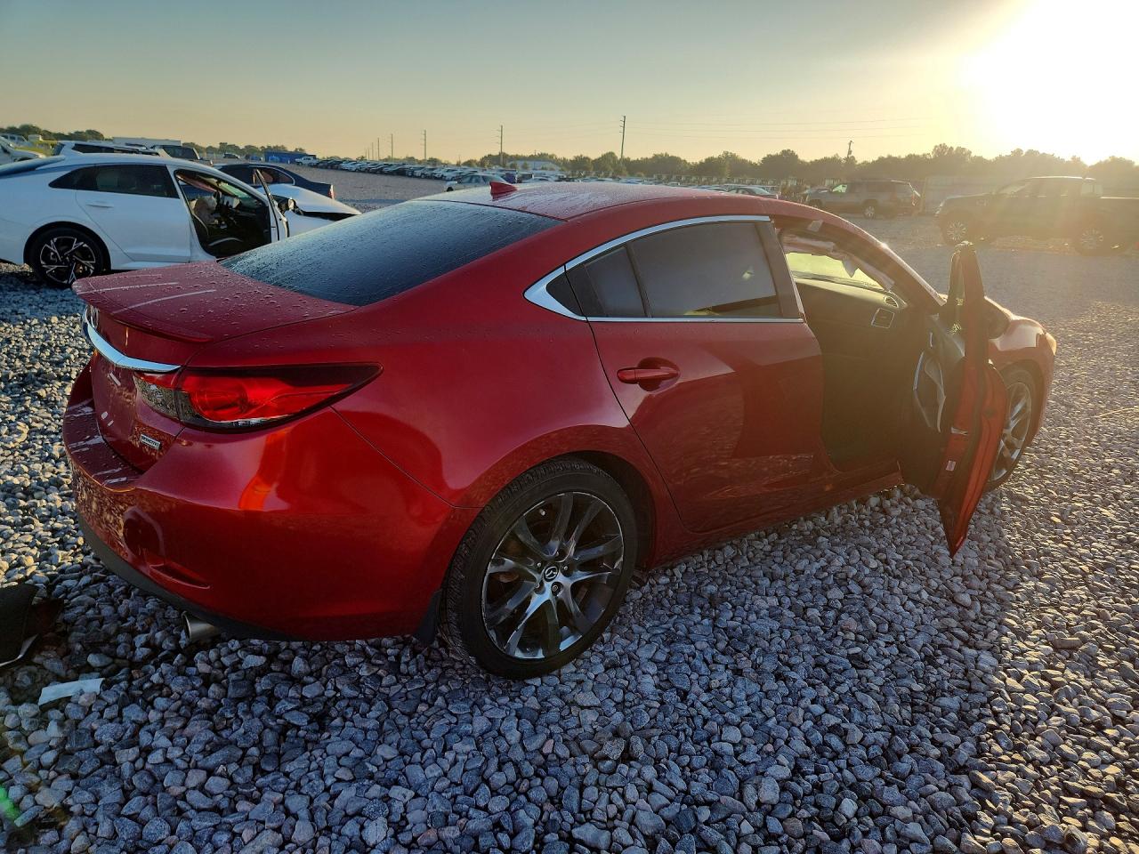 2015 Mazda 6 Grand Touring Red vin: JM1GJ1W57F1193139