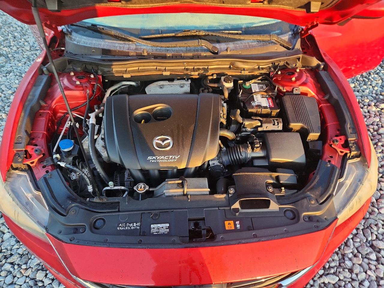 2015 Mazda 6 Grand Touring Red vin: JM1GJ1W57F1193139