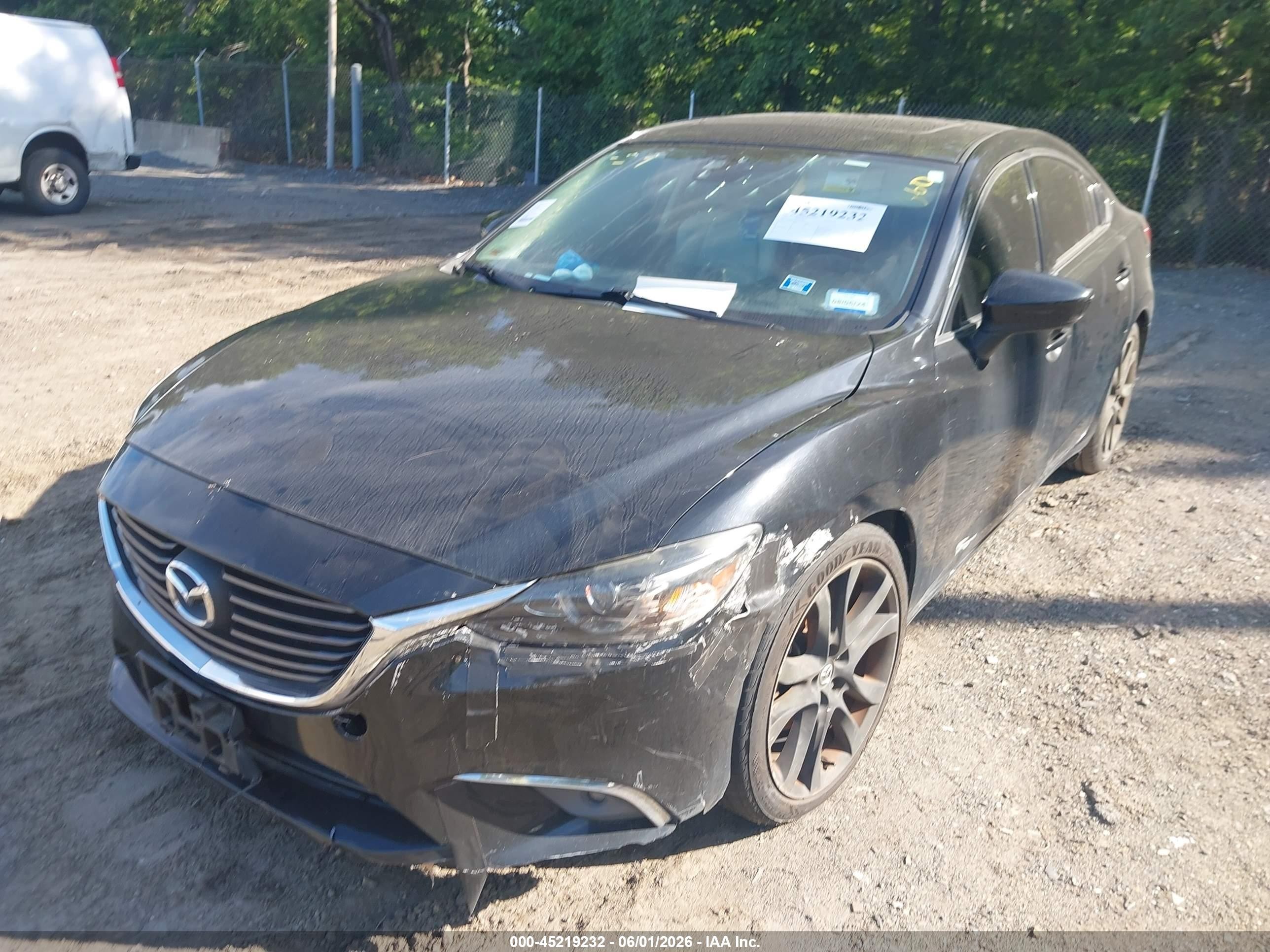 2016 Mazda Mazda6 I Grand Touring Черный vin: JM1GJ1W57G1405619
