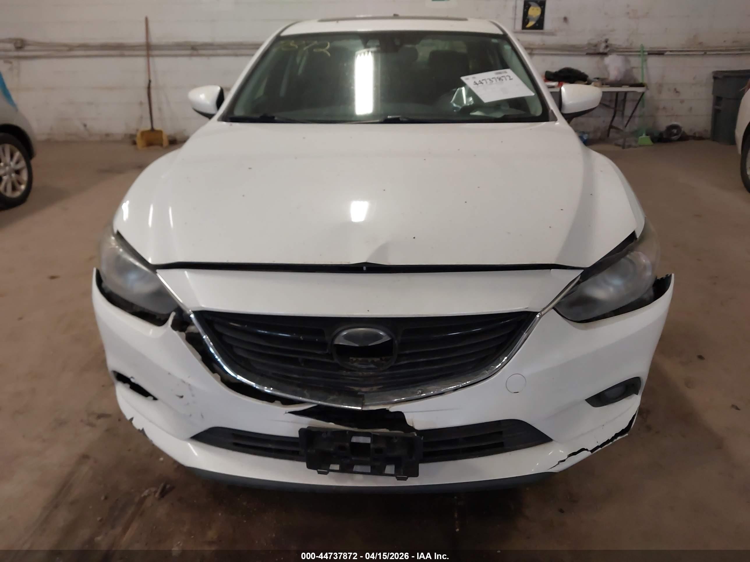 2014 Mazda Mazda6 I Grand Touring Черный vin: JM1GJ1W58E1104631