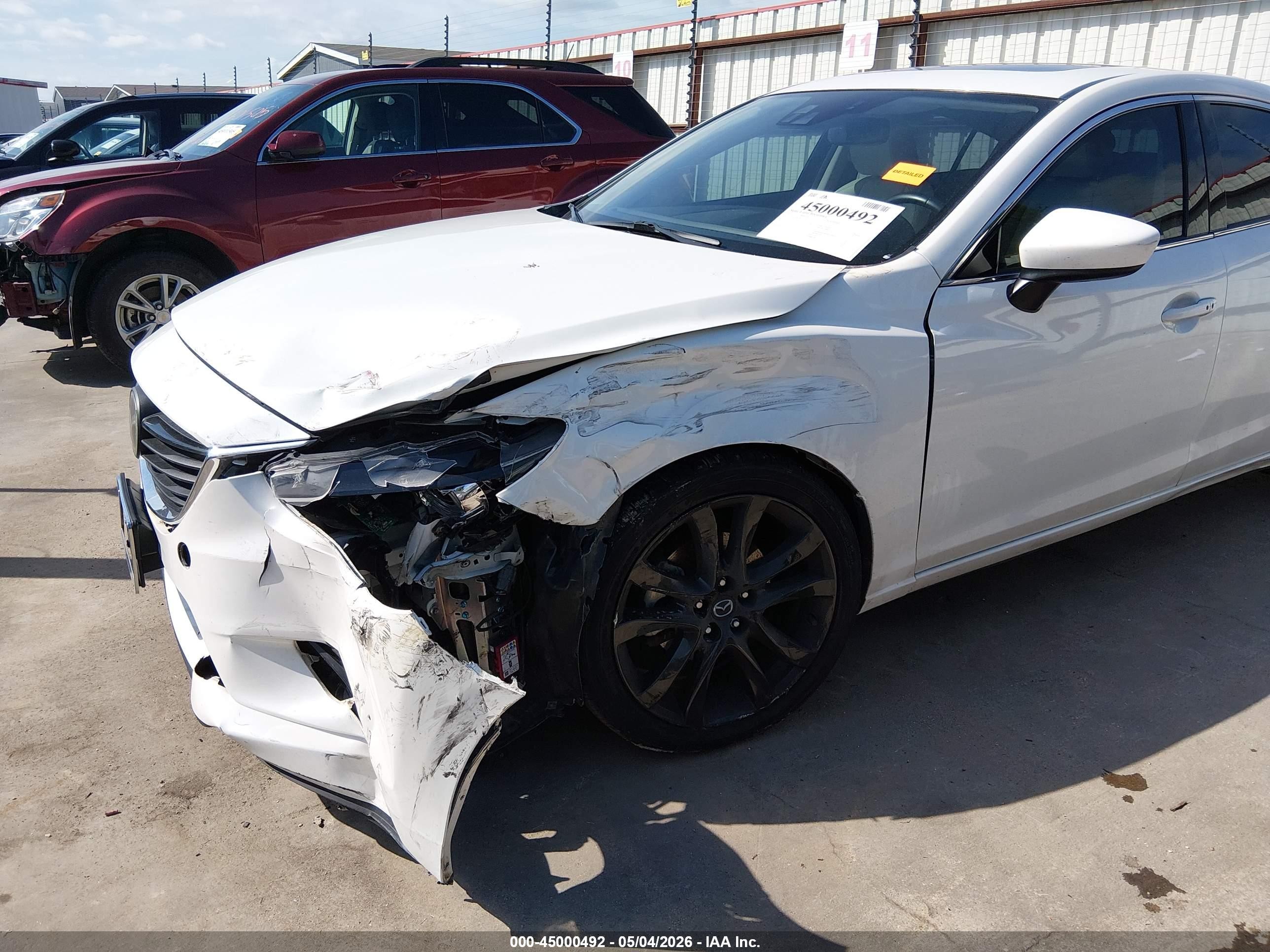 2015 Mazda Mazda6 I Grand Touring White vin: JM1GJ1W58F1197765