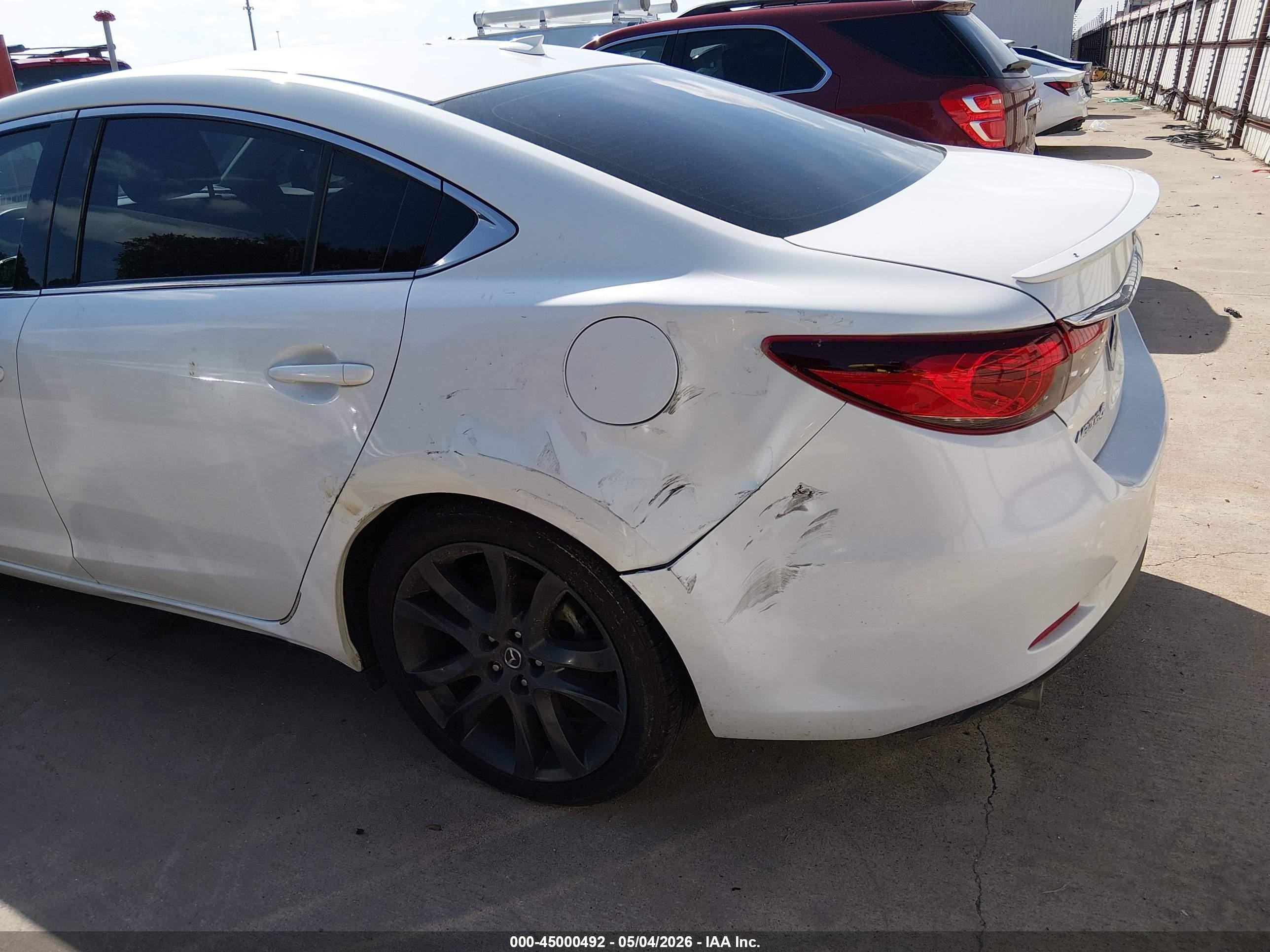 2015 Mazda Mazda6 I Grand Touring White vin: JM1GJ1W58F1197765