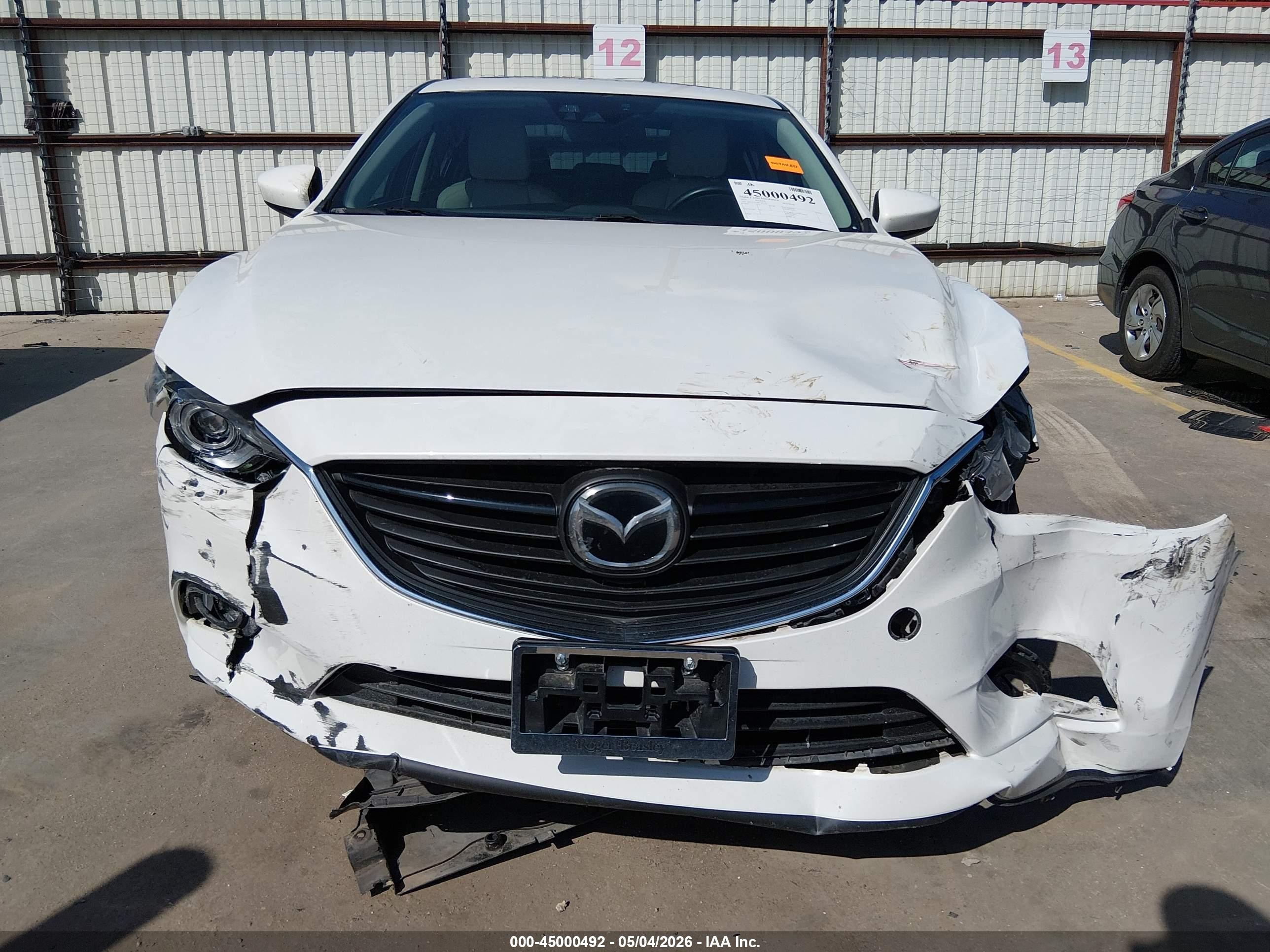 2015 Mazda Mazda6 I Grand Touring White vin: JM1GJ1W58F1197765