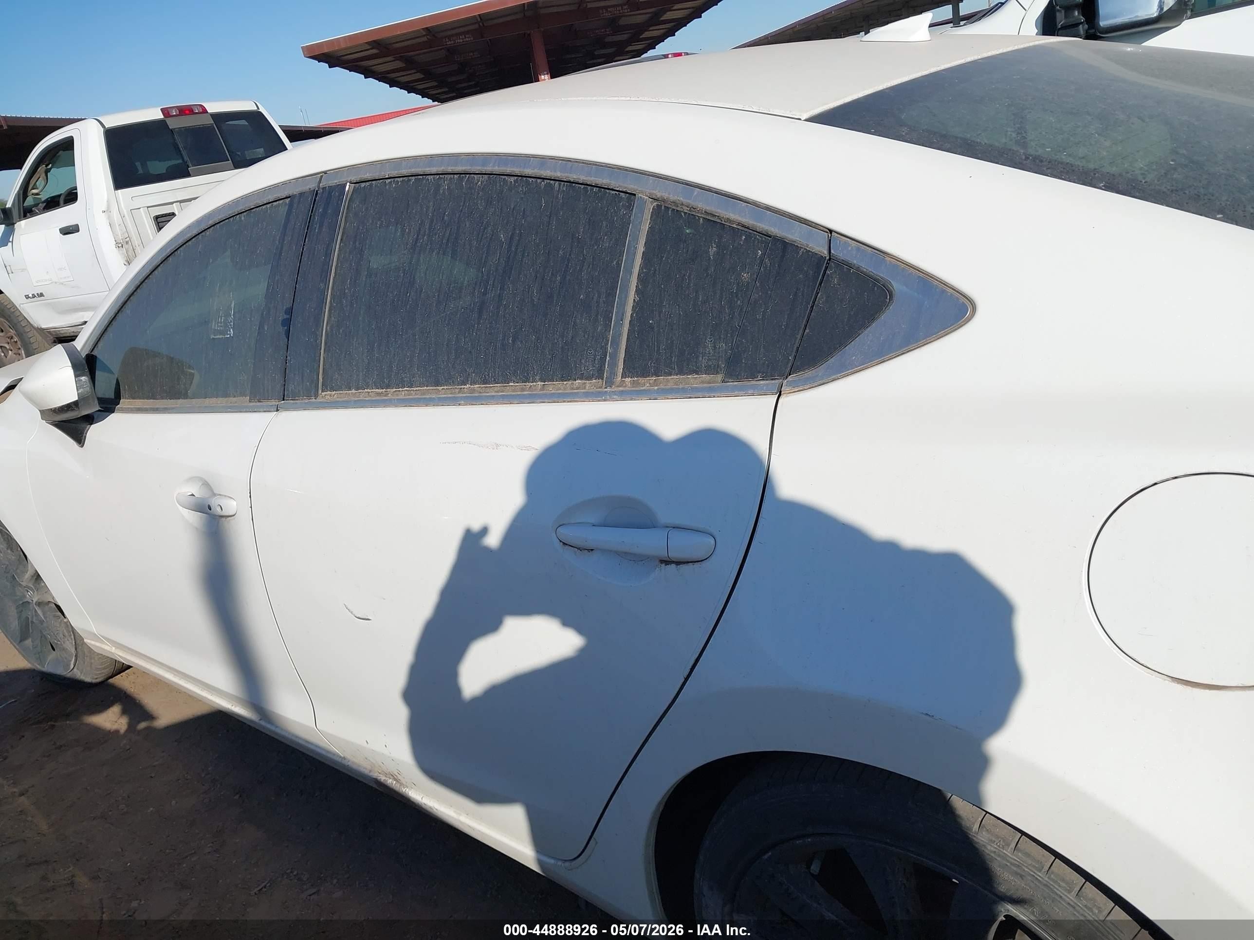 2016 Mazda Mazda6 I Grand Touring Белый vin: JM1GJ1W58G1479910