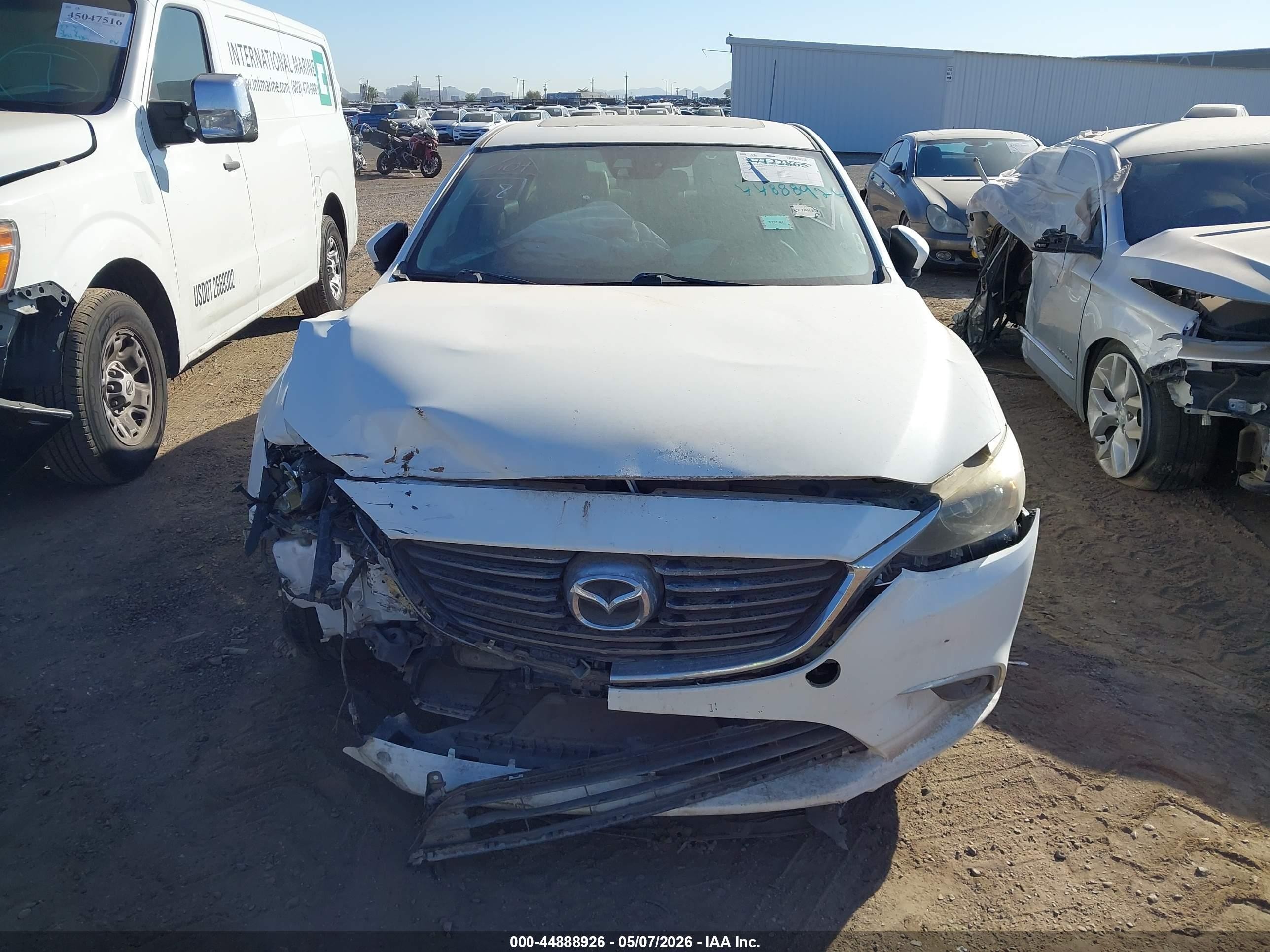 2016 Mazda Mazda6 I Grand Touring Белый vin: JM1GJ1W58G1479910