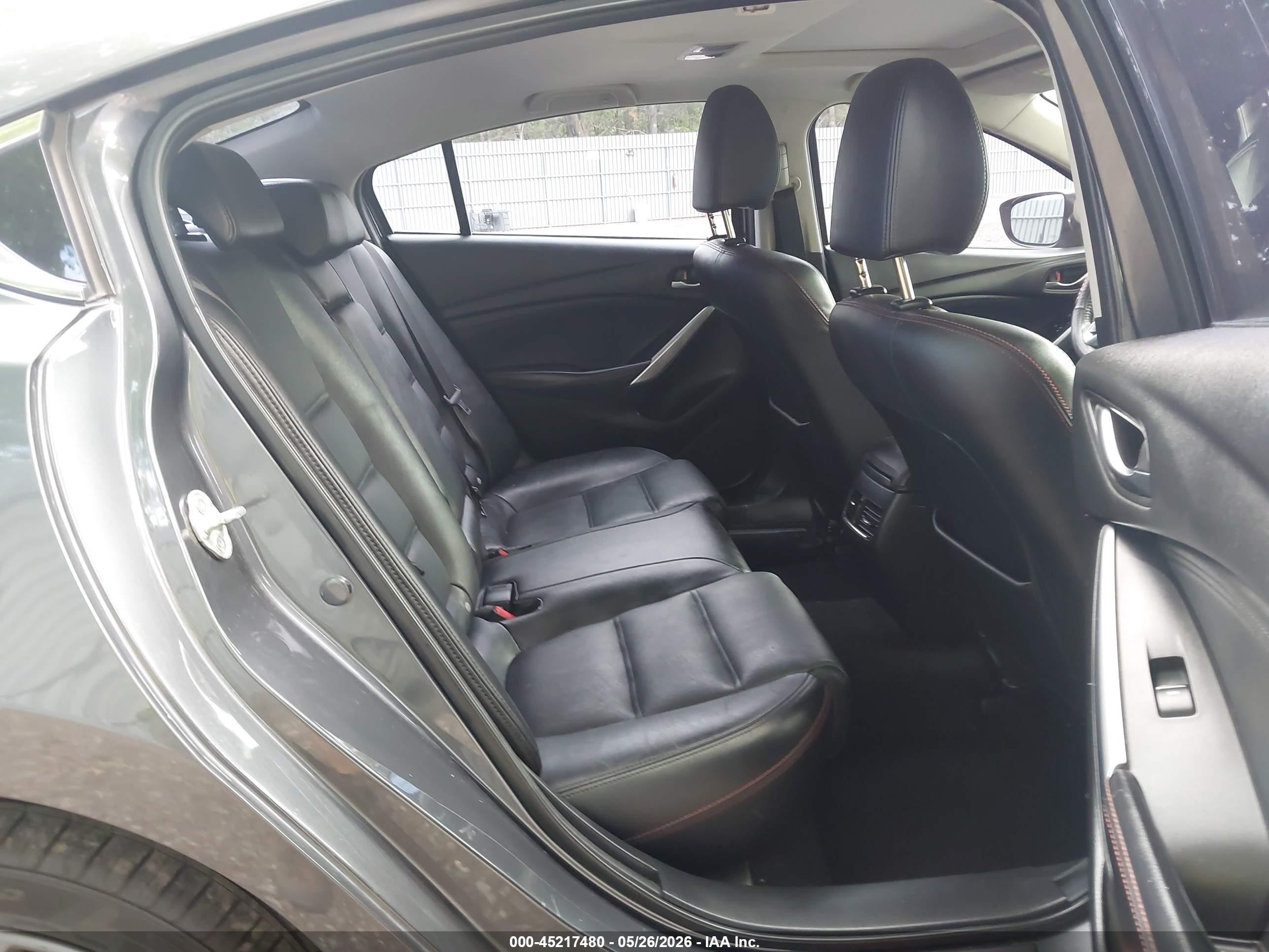 2015 Mazda Mazda6   Черный vin: JM1GJ1W59F1188301