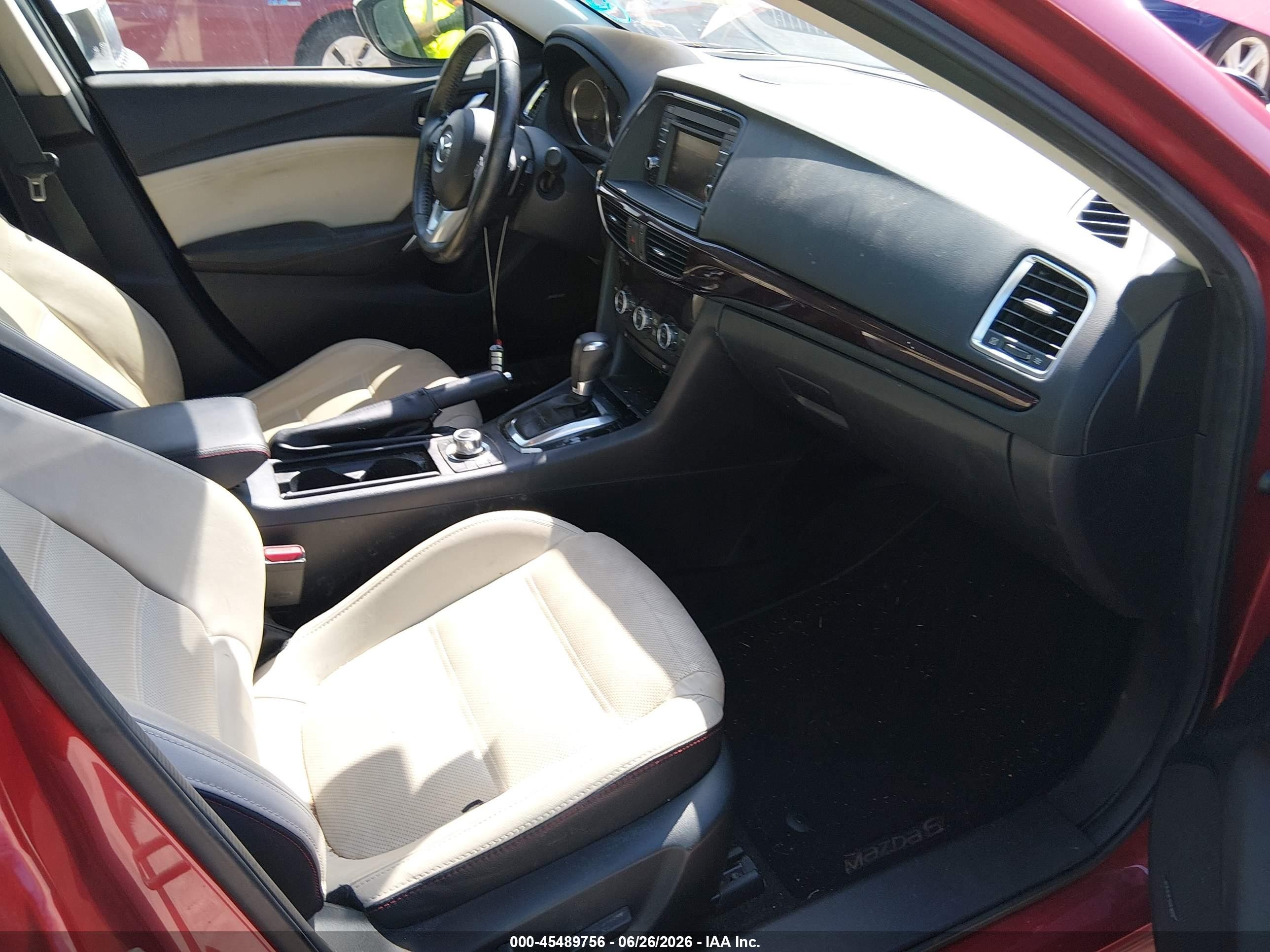 2015 Mazda Mazda6 I Grand Touring Red vin: JM1GJ1W59F1191666