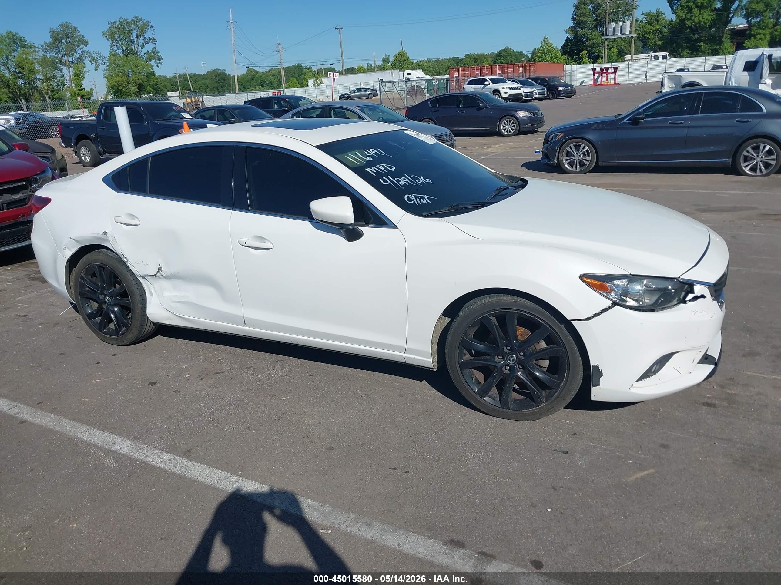 2014 Mazda Mazda6 I Grand Touring White vin: JM1GJ1W60E1116491