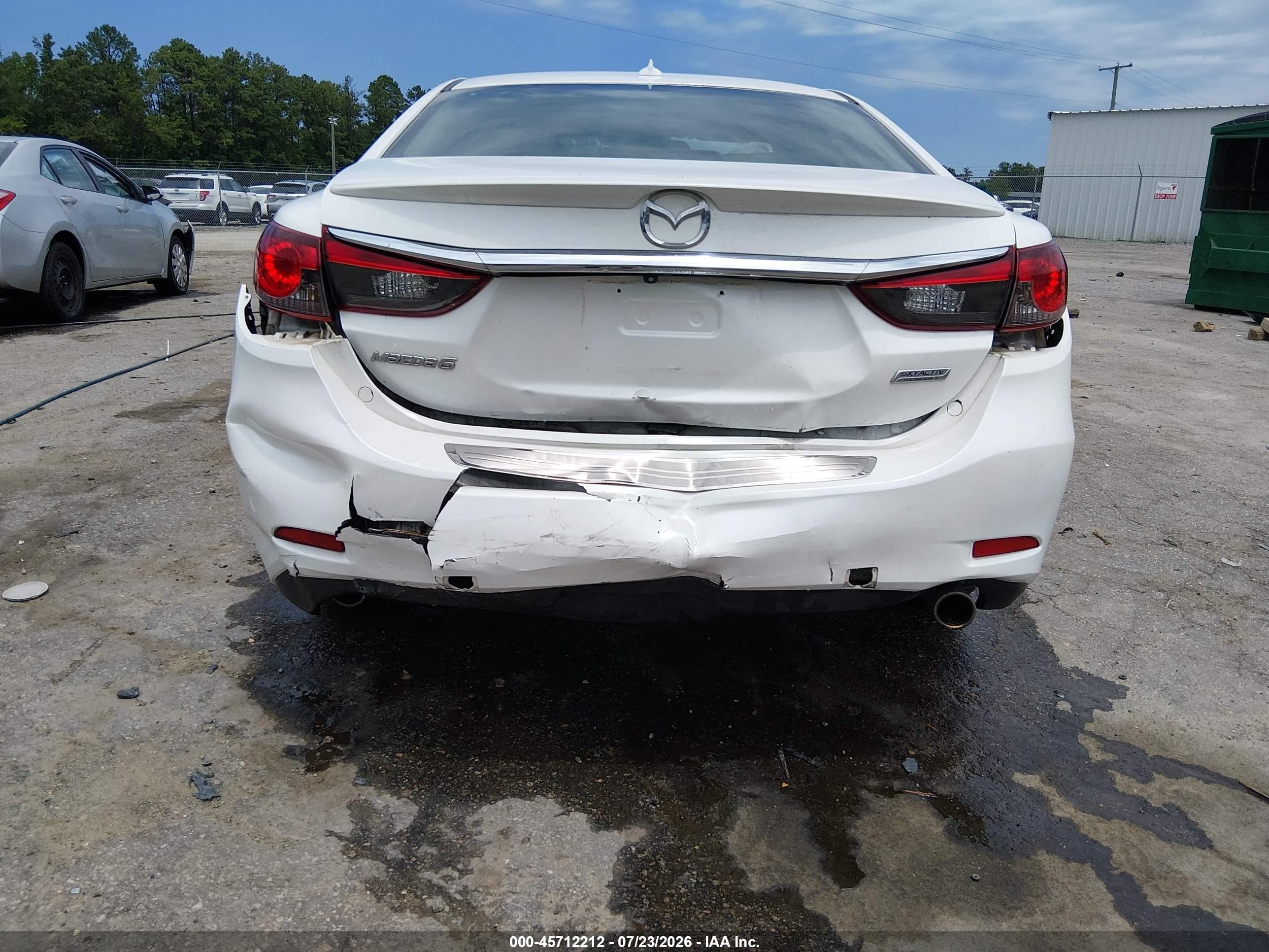 2014 Mazda Mazda6 I Grand Touring White vin: JM1GJ1W63E1127873