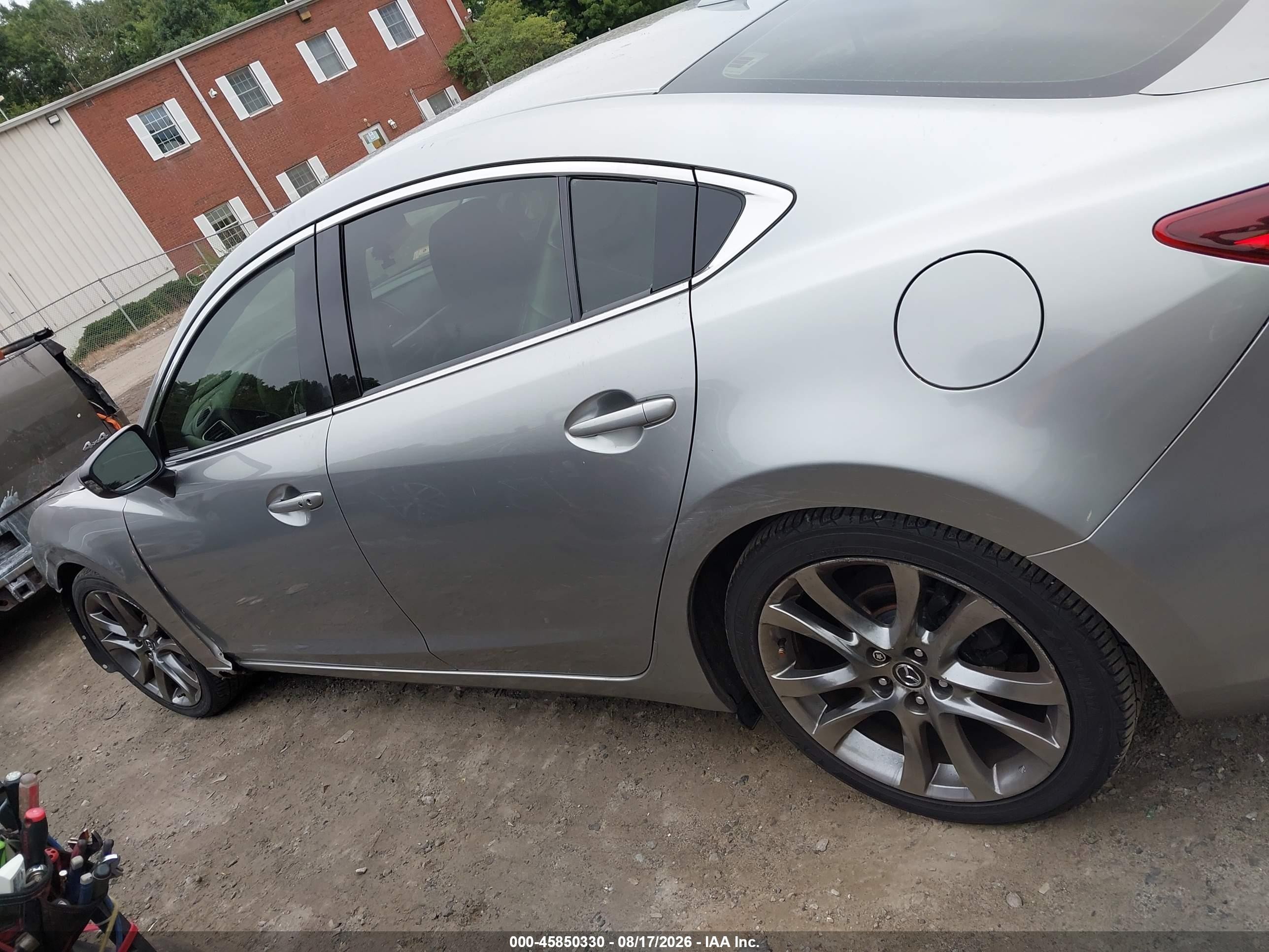 2014 Mazda Mazda6 I Grand Touring Silver vin: JM1GJ1W63E1155365