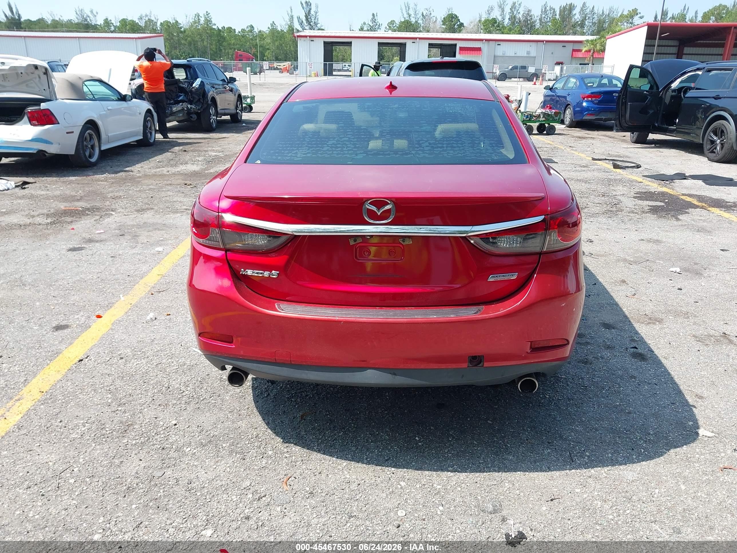 2014 Mazda Mazda6 I Grand Touring Red vin: JM1GJ1W63E1160467
