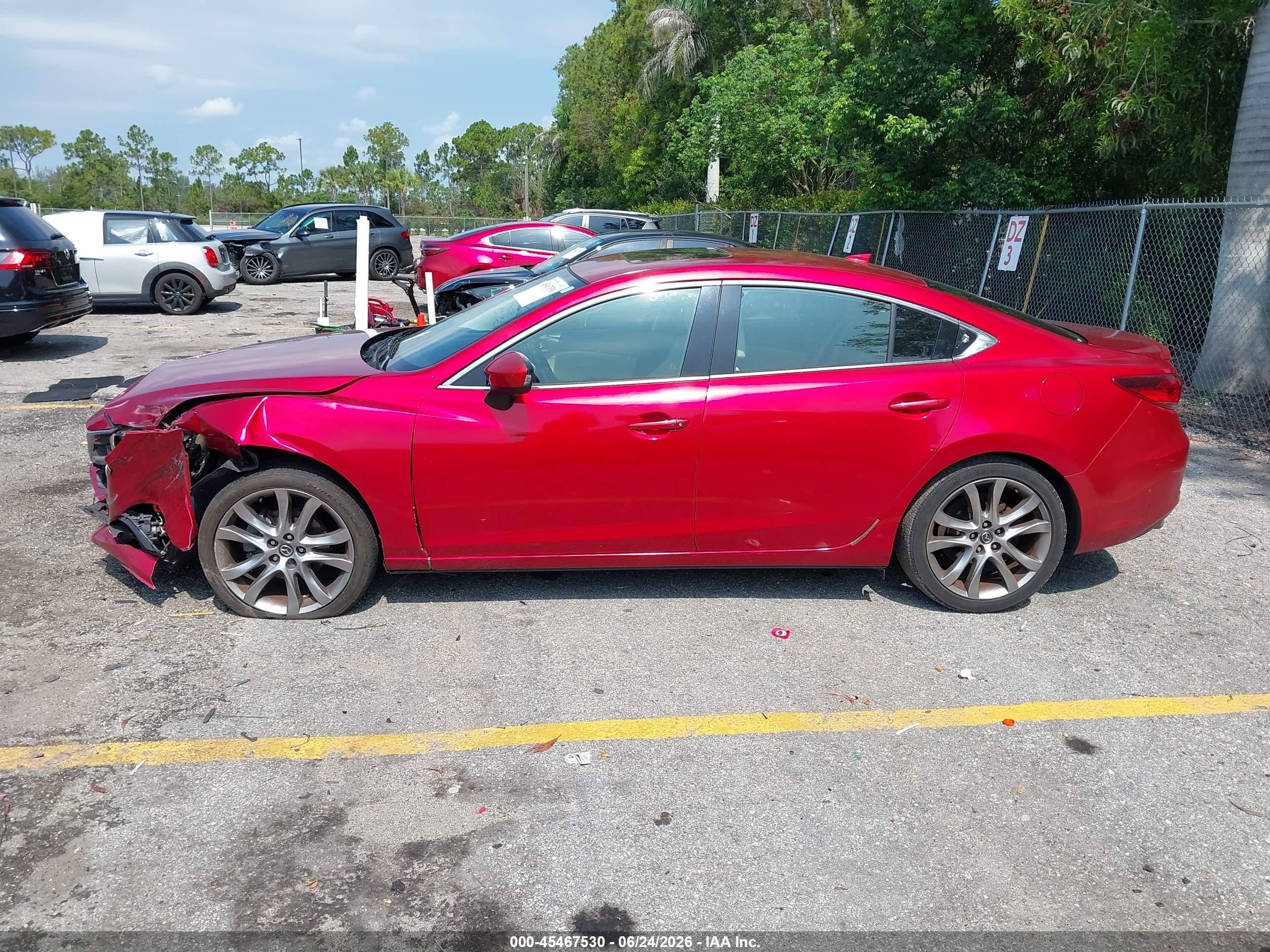 2014 Mazda Mazda6 I Grand Touring Red vin: JM1GJ1W63E1160467