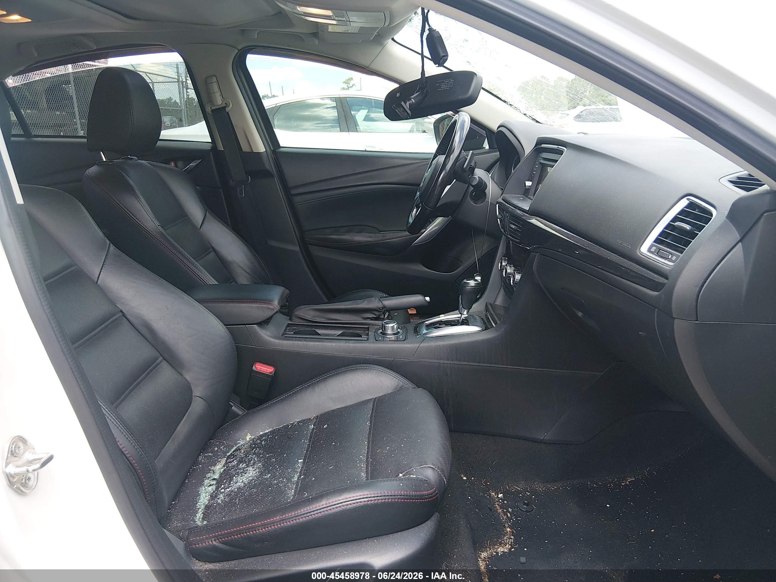 2014 Mazda Mazda6 I Grand Touring White vin: JM1GJ1W65E1123291