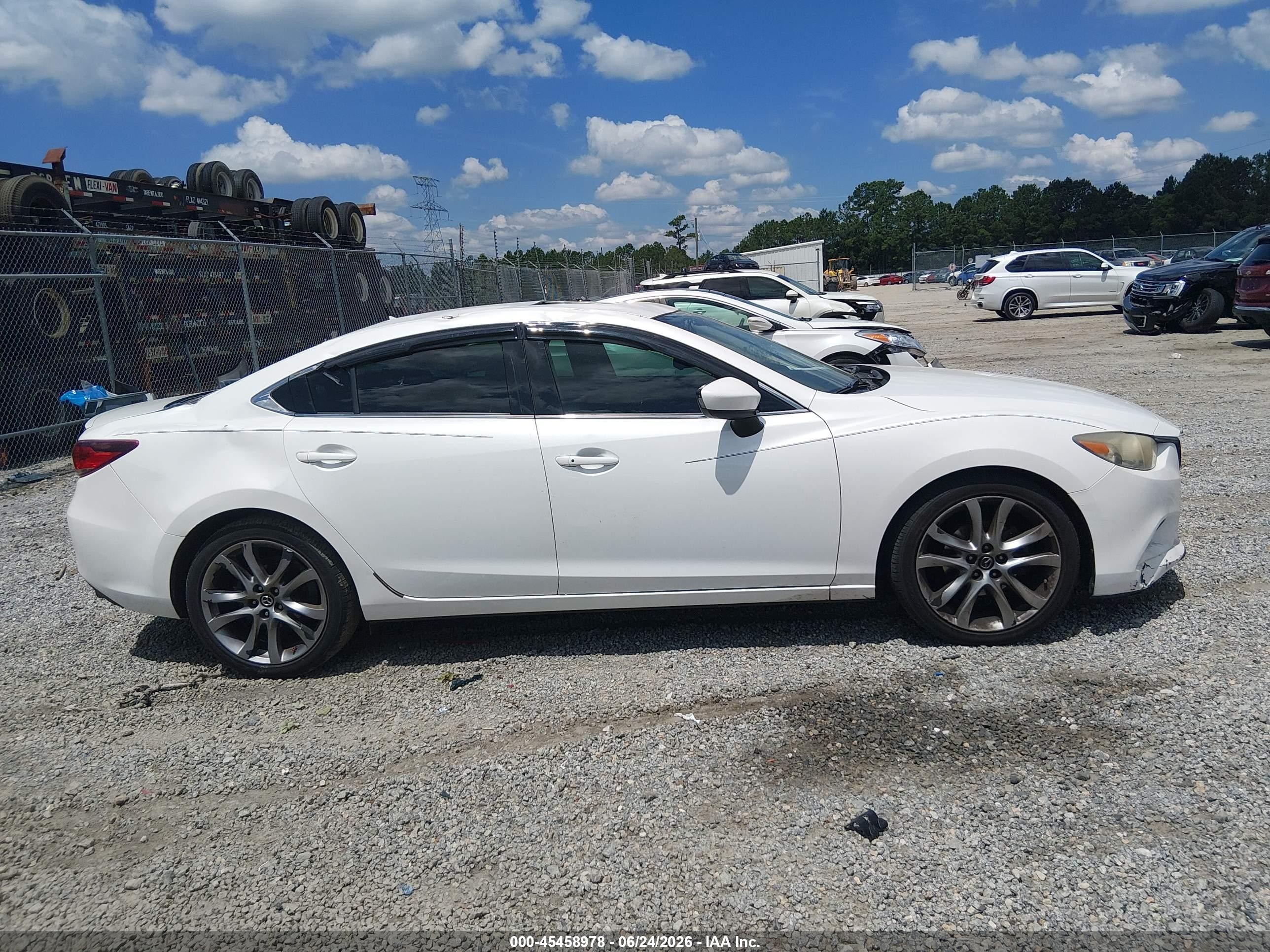 2014 Mazda Mazda6 I Grand Touring White vin: JM1GJ1W65E1123291