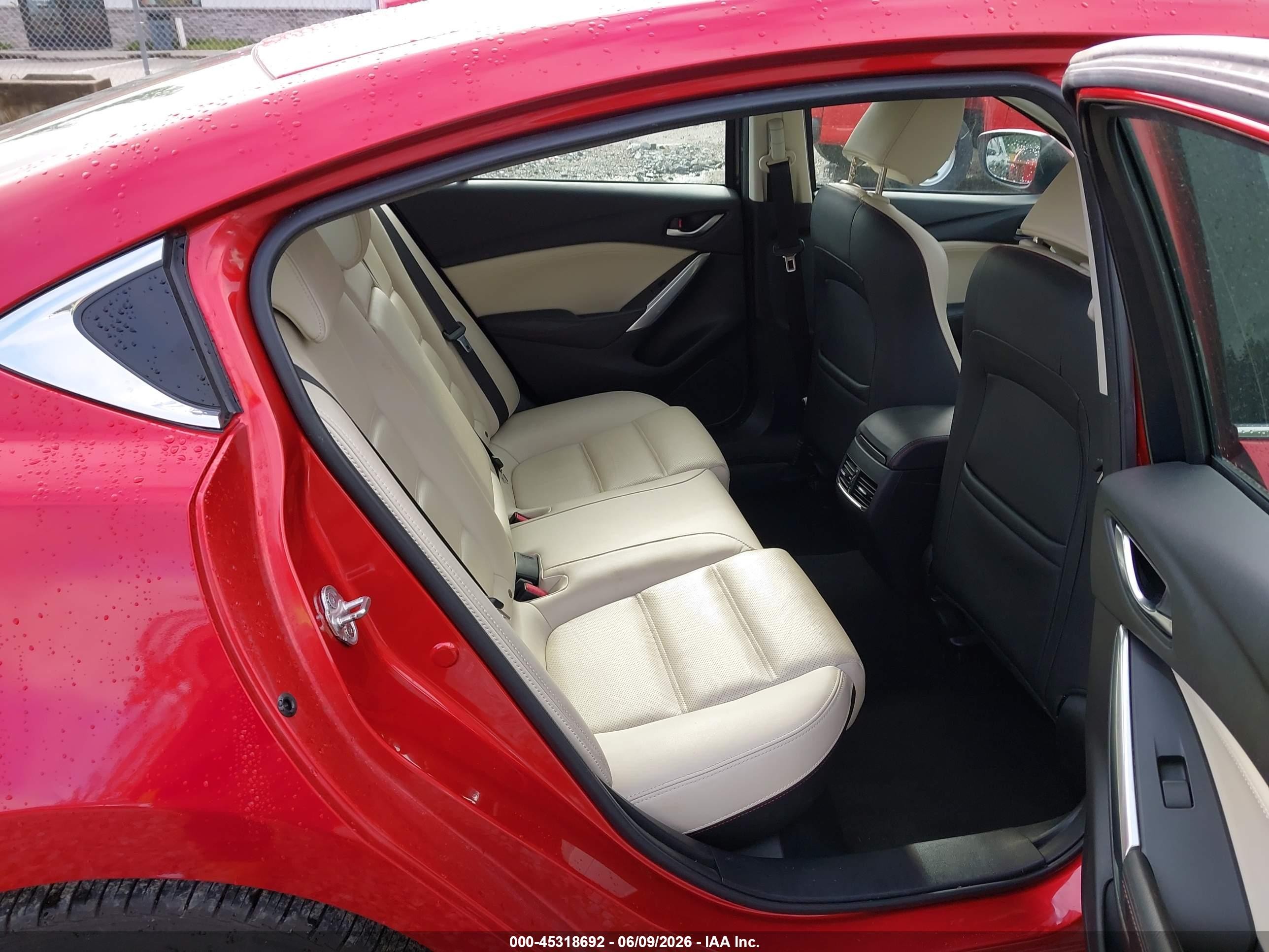 2014 Mazda Mazda6 I Grand Touring Red vin: JM1GJ1W65E1128541