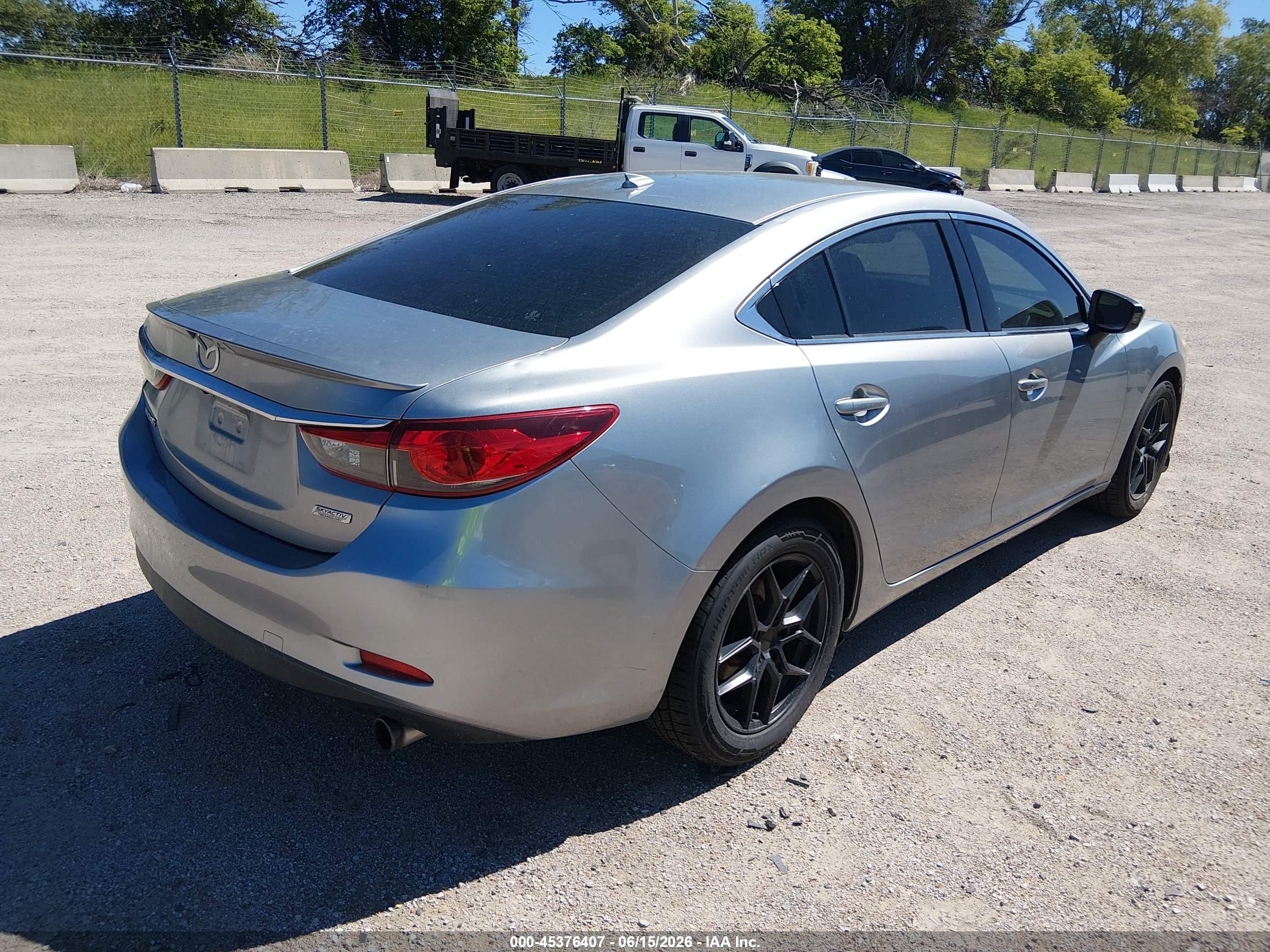 2014 Mazda Mazda6 I Grand Touring Silver vin: JM1GJ1W69E1129711
