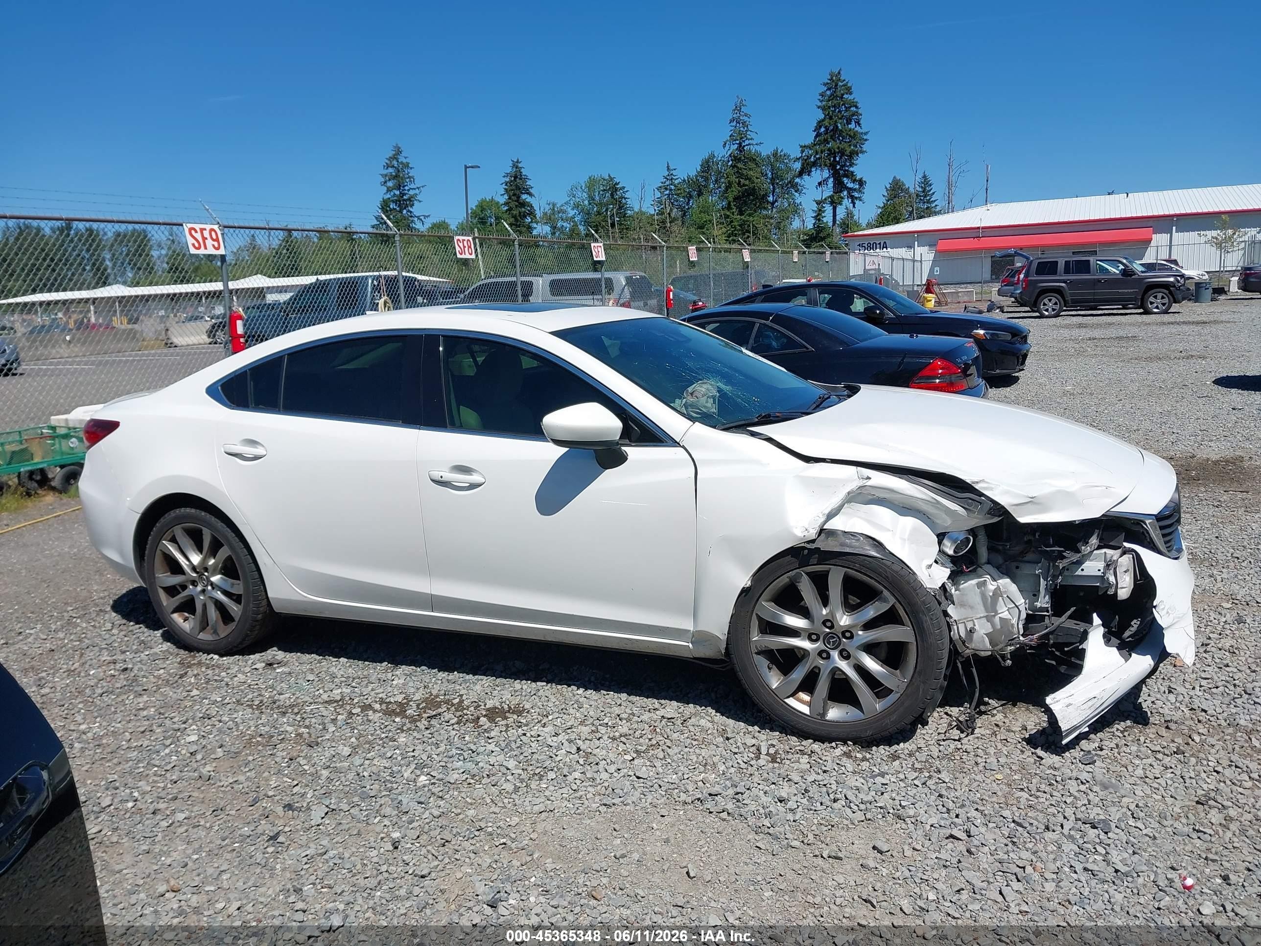 2014 Mazda Mazda6 I Grand Touring White vin: JM1GJ1W69E1134603